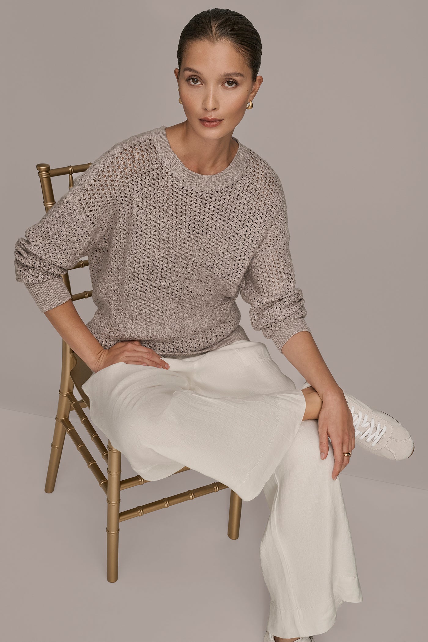 BRACELET SLEEVE OPEN STITCH CREW NECK VIEW 10 | Donna Karan Weekend BRACELET SLEEVE OPEN STITCH CREW NECK VIEW 10 | Donna Karan Weekend