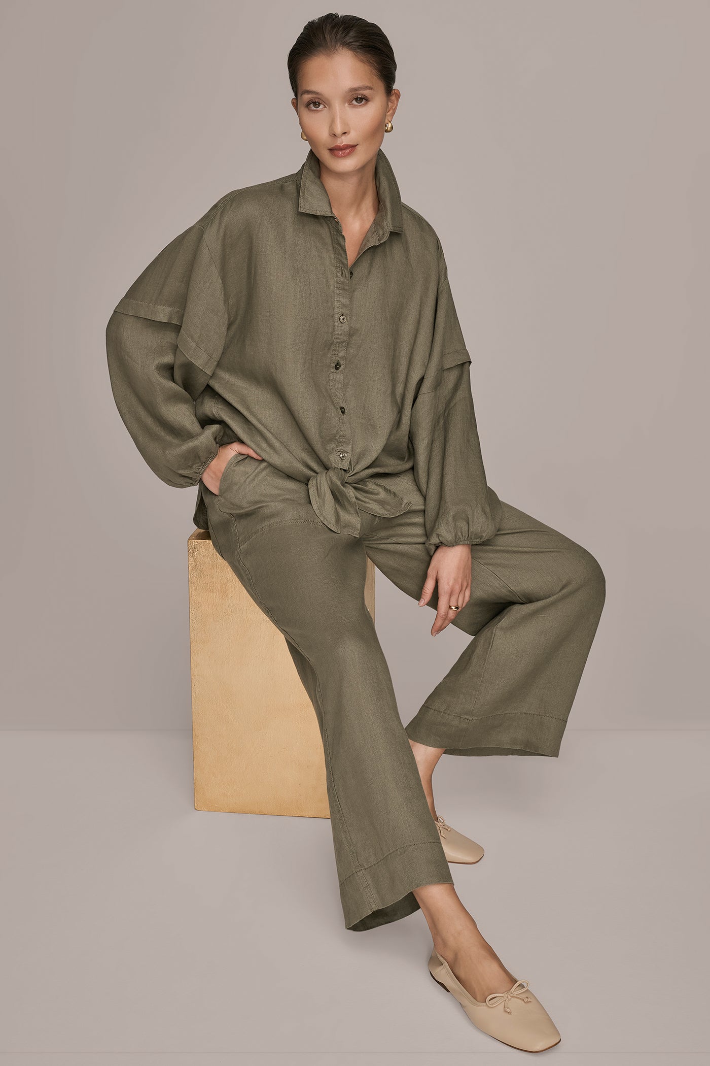 LONG BLOUSON SLEEVE BUTTON SHIRT VIEW 9 | Donna Karan Weekend LONG BLOUSON SLEEVE BUTTON SHIRT VIEW 9 | Donna Karan Weekend