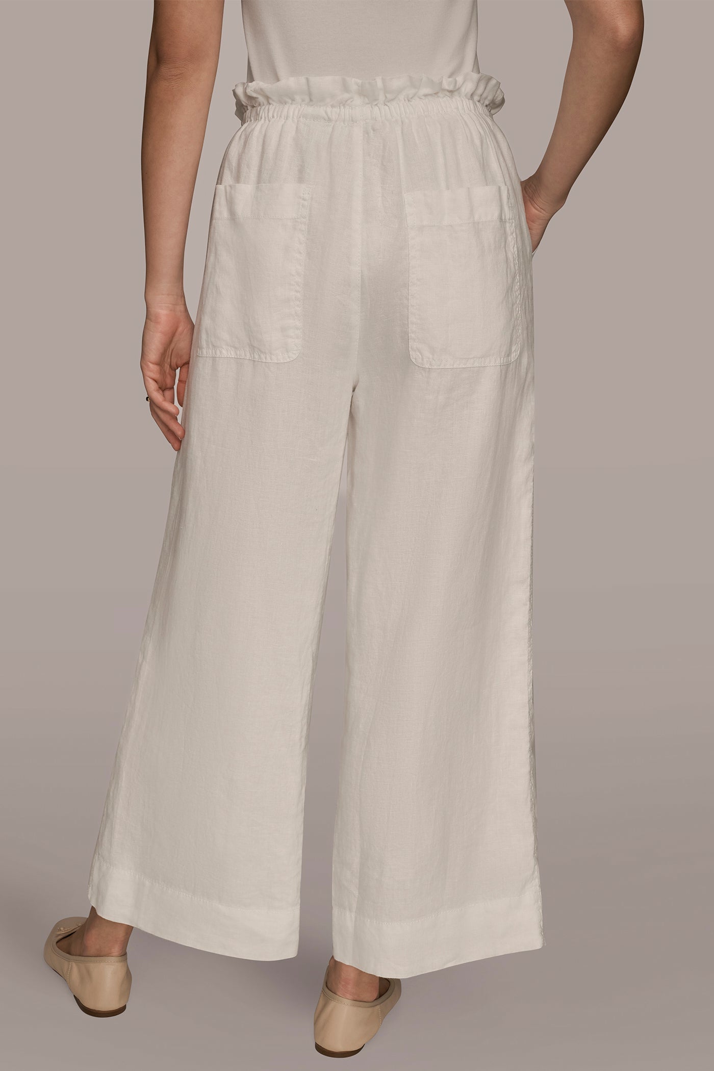 HIGH RISE RELAXED PANT WITH POCKETS | View 2 | Pants HIGH RISE RELAXED PANT WITH POCKETS | View 2 | Pants