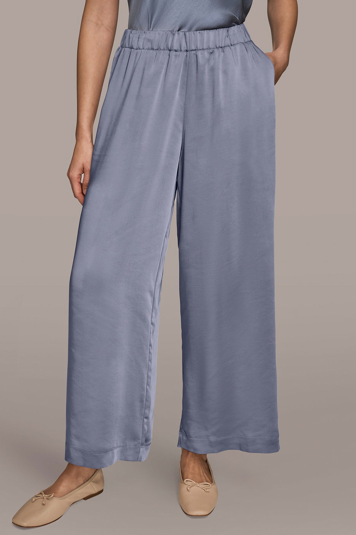 Satin Mid Rise Wide Leg Ankle Pant | Relaxed | Donna Karan display picture 1