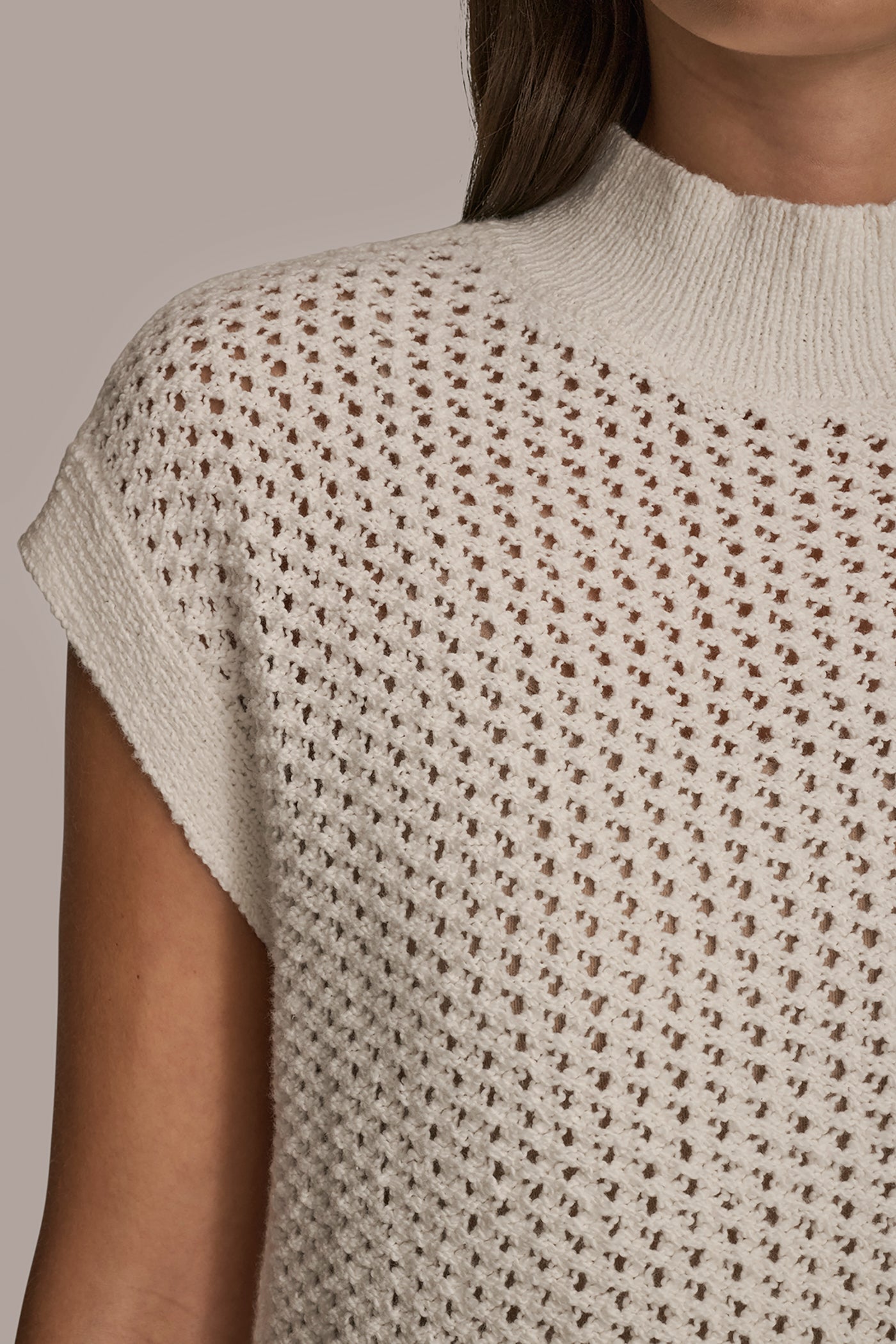 SLEEVELESS BOXY OPEN STITCH MOCK NECK VIEW 5 | Donna Karan Weekend SLEEVELESS BOXY OPEN STITCH MOCK NECK VIEW 5 | Donna Karan Weekend