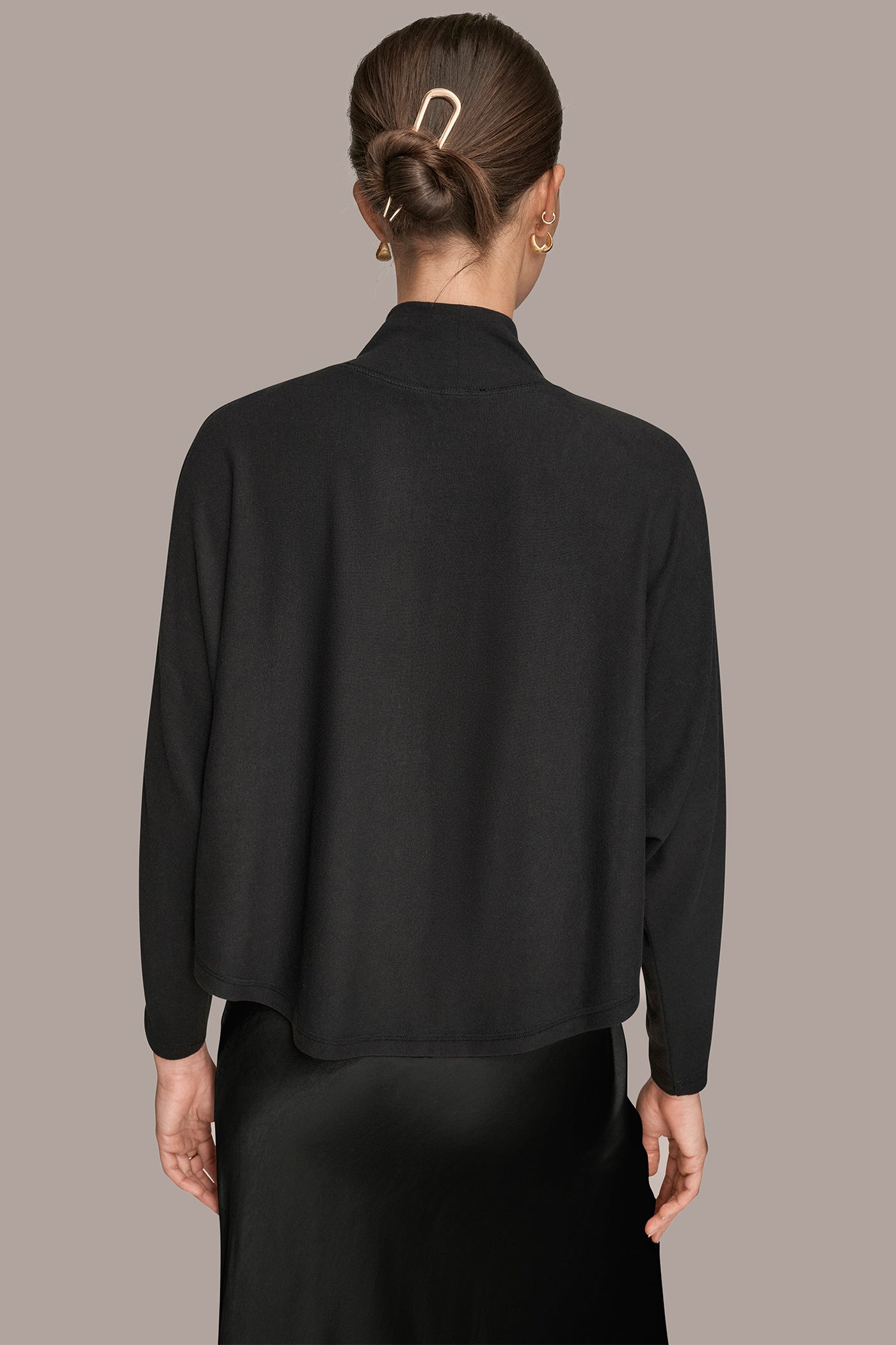 MOCK NECK LONG SLEEVE TOP | View 2 | Donna Karan Weekend MOCK NECK LONG SLEEVE TOP | View 2 | Donna Karan Weekend