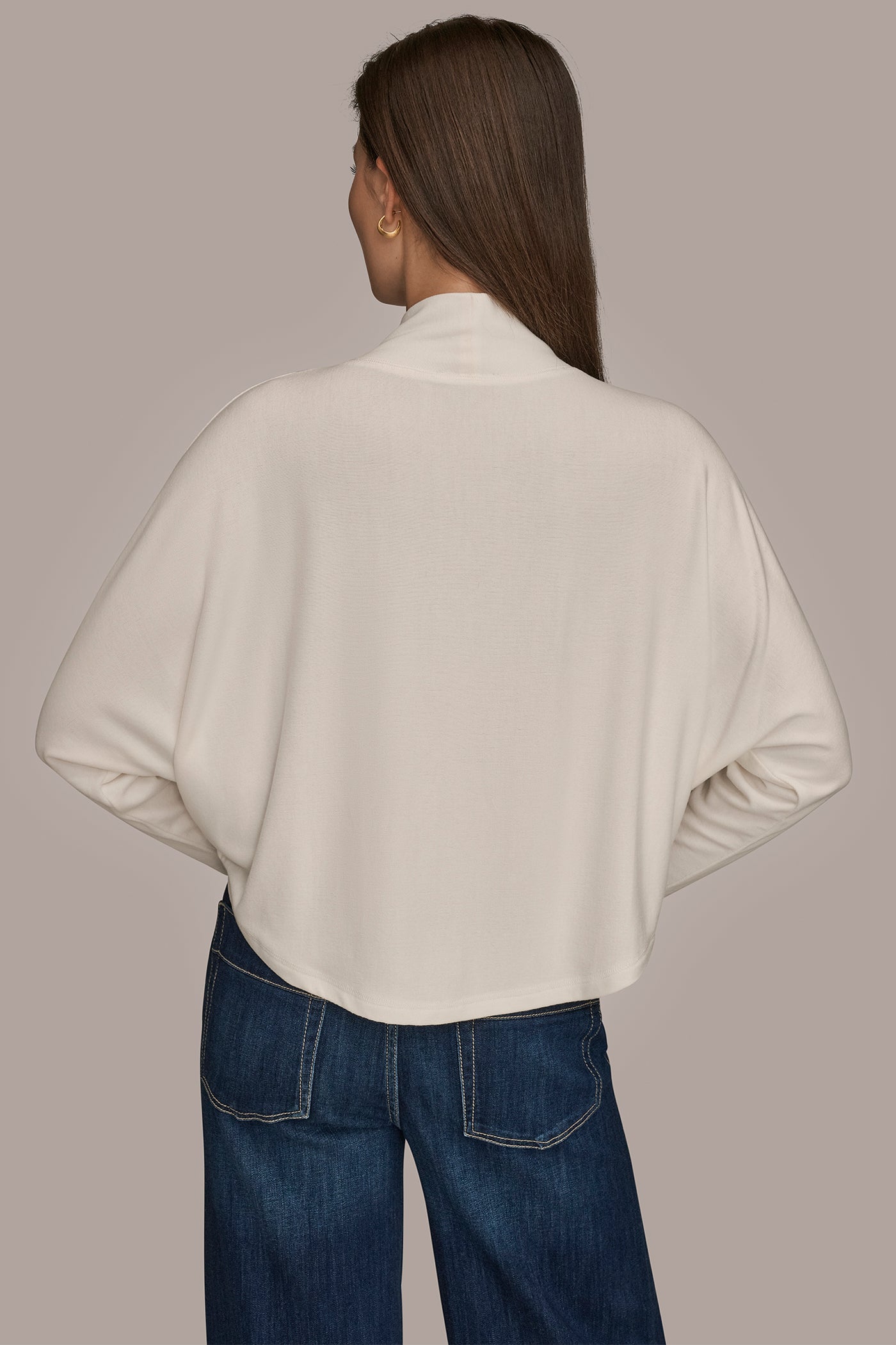 MOCK NECK LONG SLEEVE TOP | View 2 | Donna Karan Weekend MOCK NECK LONG SLEEVE TOP | View 2 | Donna Karan Weekend