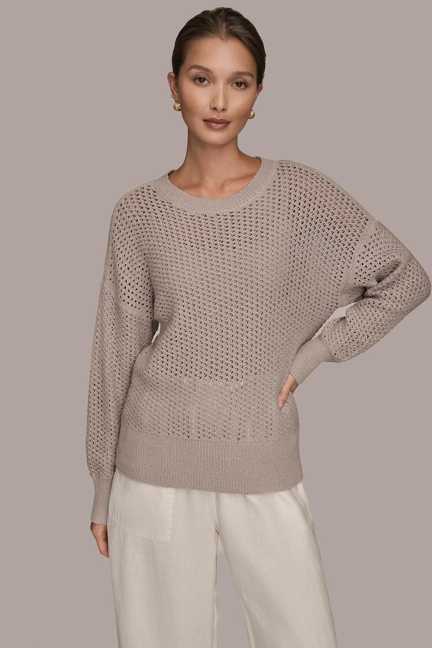 BRACELET SLEEVE OPEN STITCH CREW NECK VIEW 4 | Donna Karan Weekend BRACELET SLEEVE OPEN STITCH CREW NECK VIEW 4 | Donna Karan Weekend