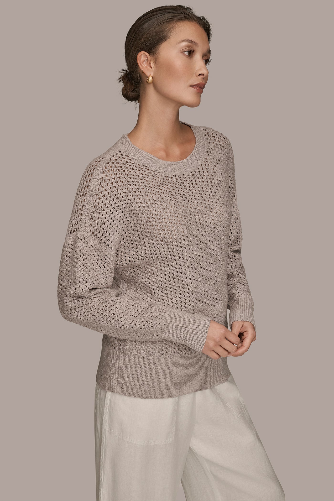 BRACELET SLEEVE OPEN STITCH CREW NECK VIEW 3 | Donna Karan Weekend BRACELET SLEEVE OPEN STITCH CREW NECK VIEW 3 | Donna Karan Weekend