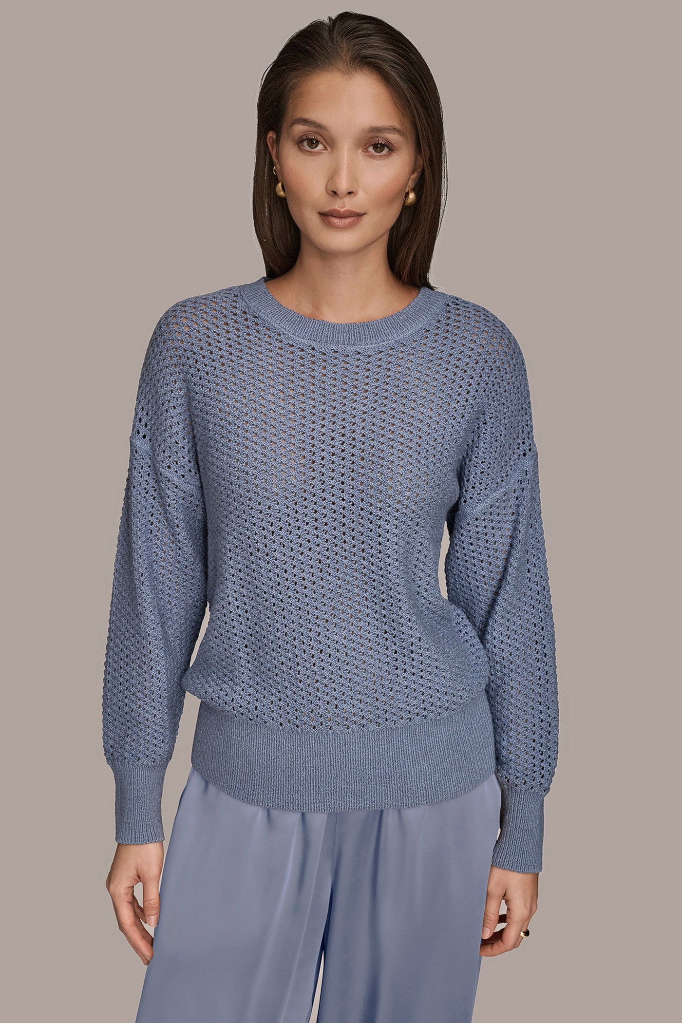 BRACELET SLEEVE OPEN STITCH CREW NECK | View 1 | Donna Karan Weekend BRACELET SLEEVE OPEN STITCH CREW NECK | View 1 | Donna Karan Weekend
