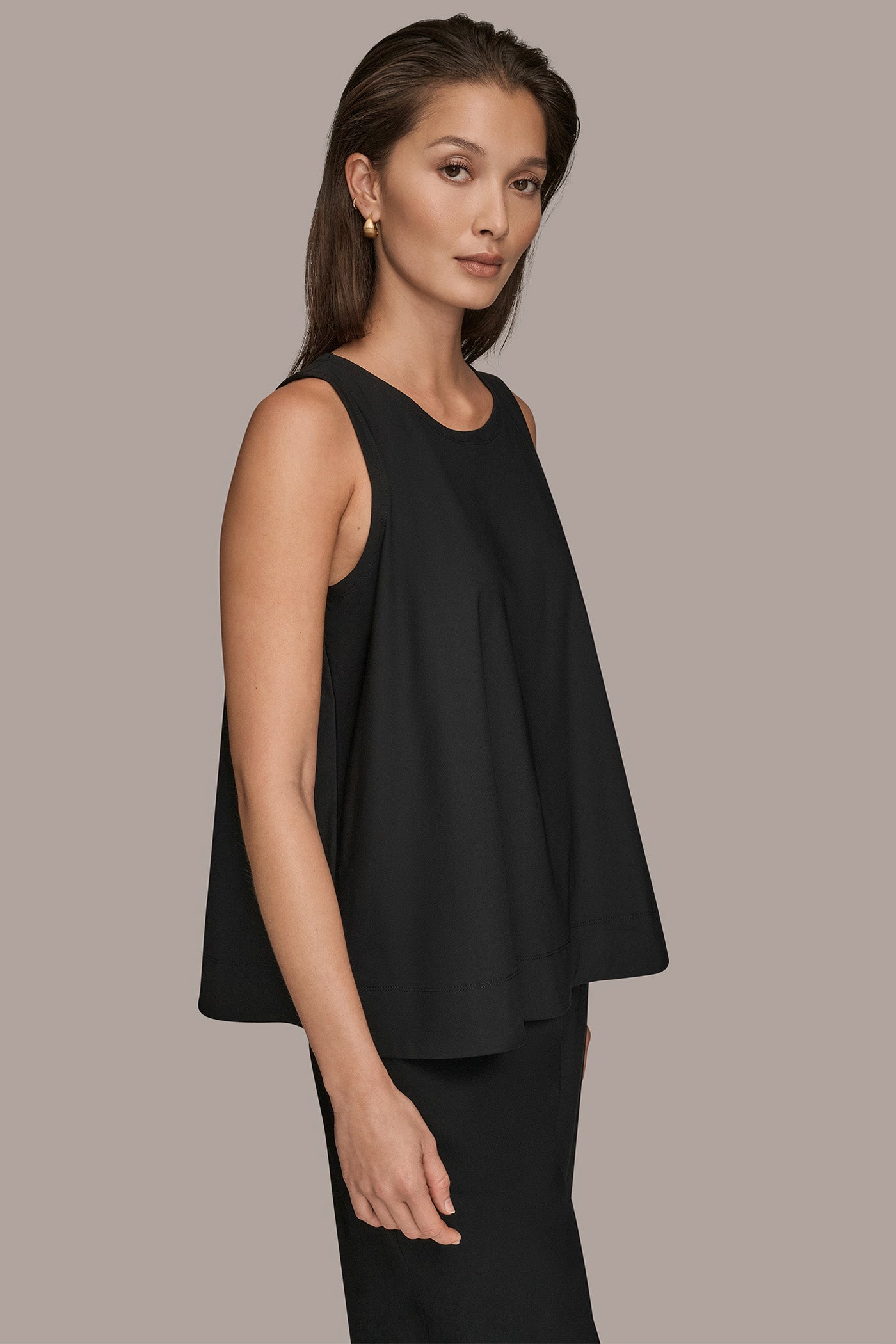SLEEVELESS TOP VIEW 3 | Tops SLEEVELESS TOP VIEW 3 | Tops