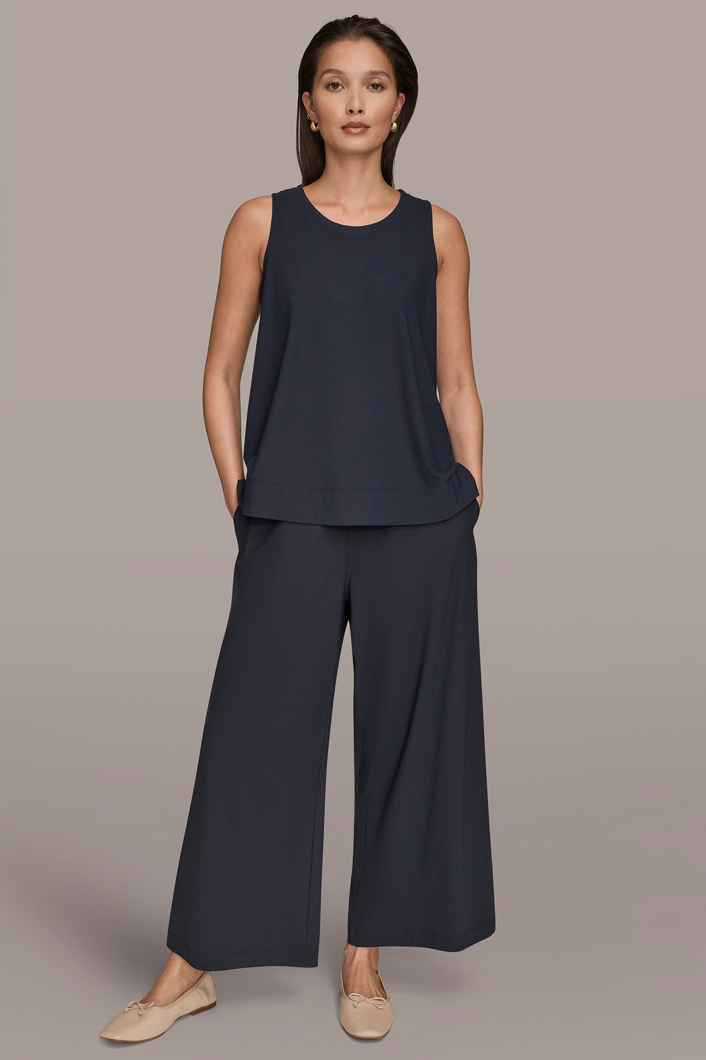 SLEEVELESS TOP VIEW 6 | Donna Karan Weekend SLEEVELESS TOP VIEW 6 | Donna Karan Weekend