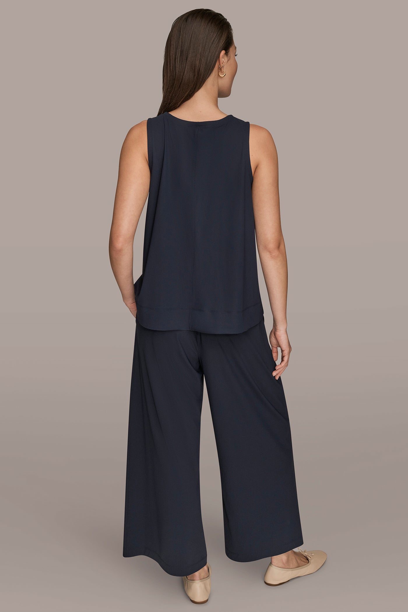 SLEEVELESS TOP VIEW 7 | Donna Karan Weekend SLEEVELESS TOP VIEW 7 | Donna Karan Weekend