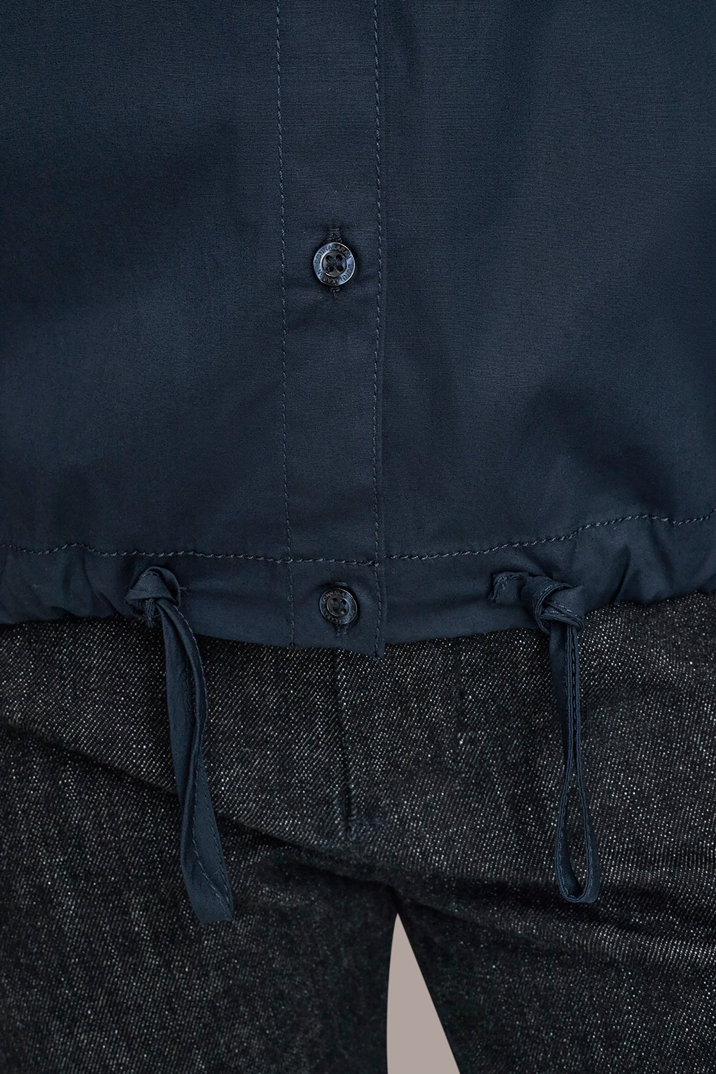 LONG SLEEVE BUTTON DOWN HOODED SHIRT VIEW 7 | Donna Karan Weekend LONG SLEEVE BUTTON DOWN HOODED SHIRT VIEW 7 | Donna Karan Weekend