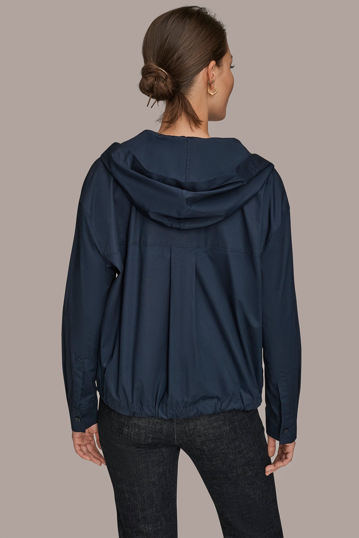LONG SLEEVE BUTTON DOWN HOODED SHIRT | View 2 | Donna Karan Weekend LONG SLEEVE BUTTON DOWN HOODED SHIRT | View 2 | Donna Karan Weekend