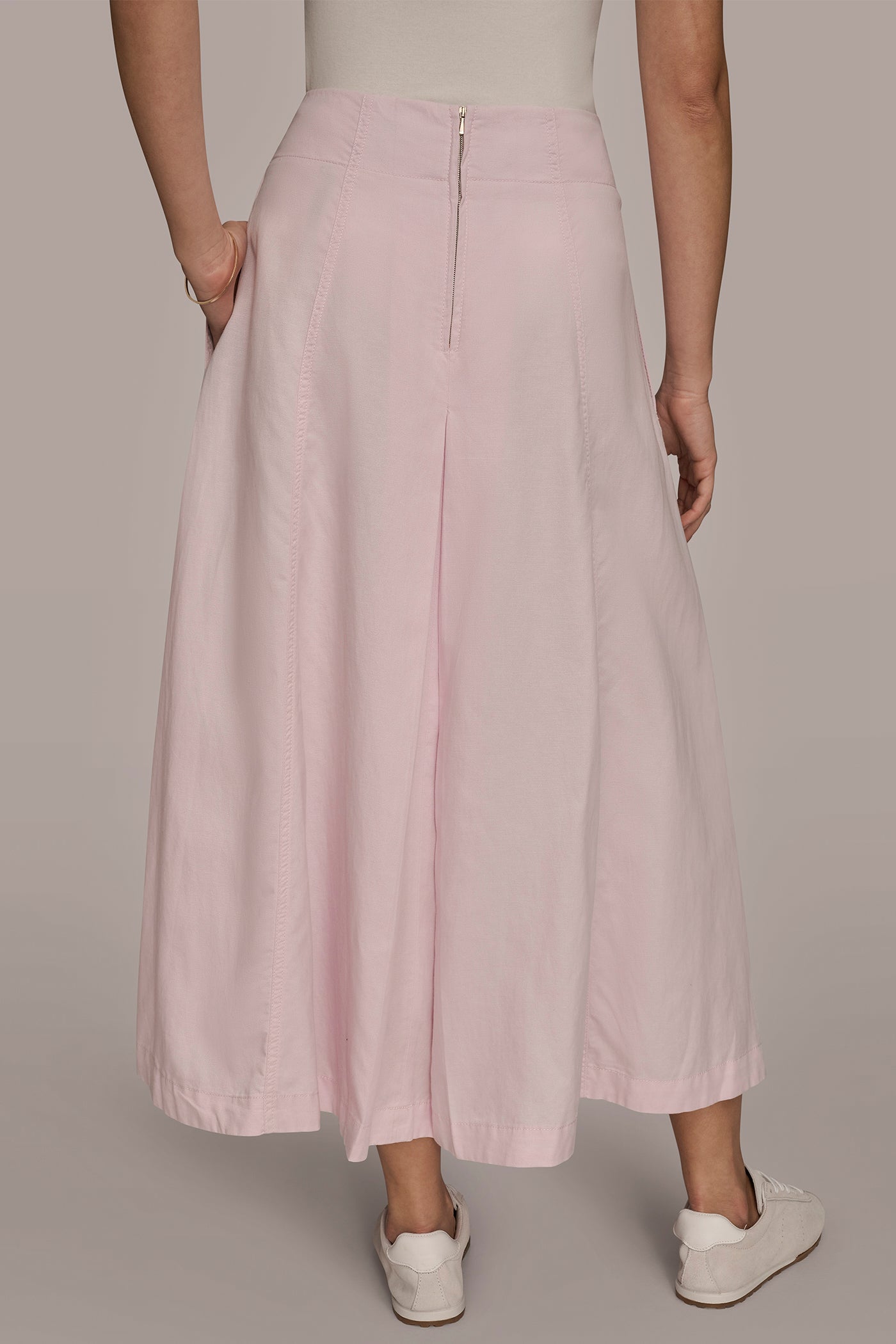 LONG PANEL SKIRT | View 2 | Skirts LONG PANEL SKIRT | View 2 | Skirts
