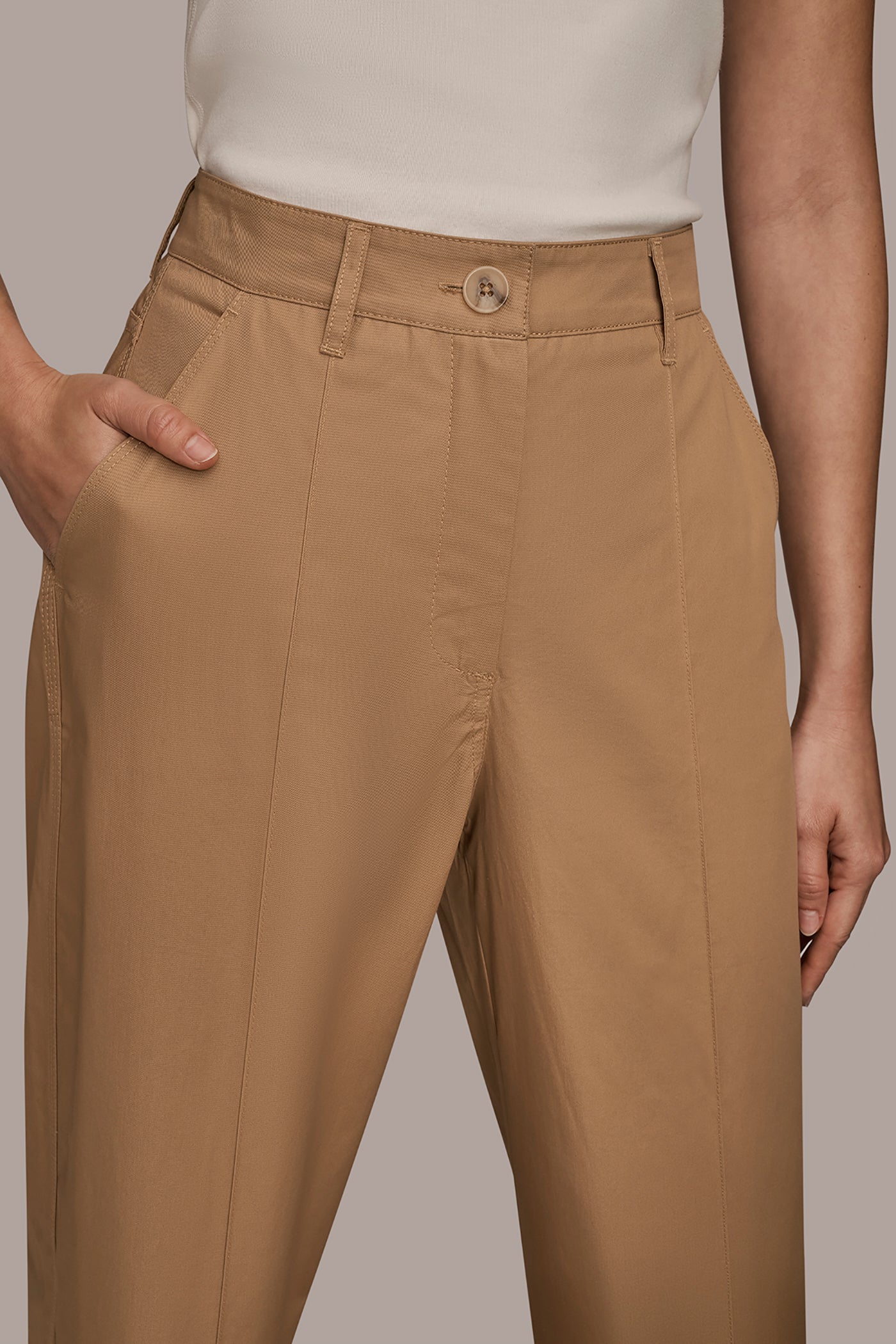 HIGH RISE PINTUCK TROUSER VIEW 4 | Donna Karan Weekend HIGH RISE PINTUCK TROUSER VIEW 4 | Donna Karan Weekend