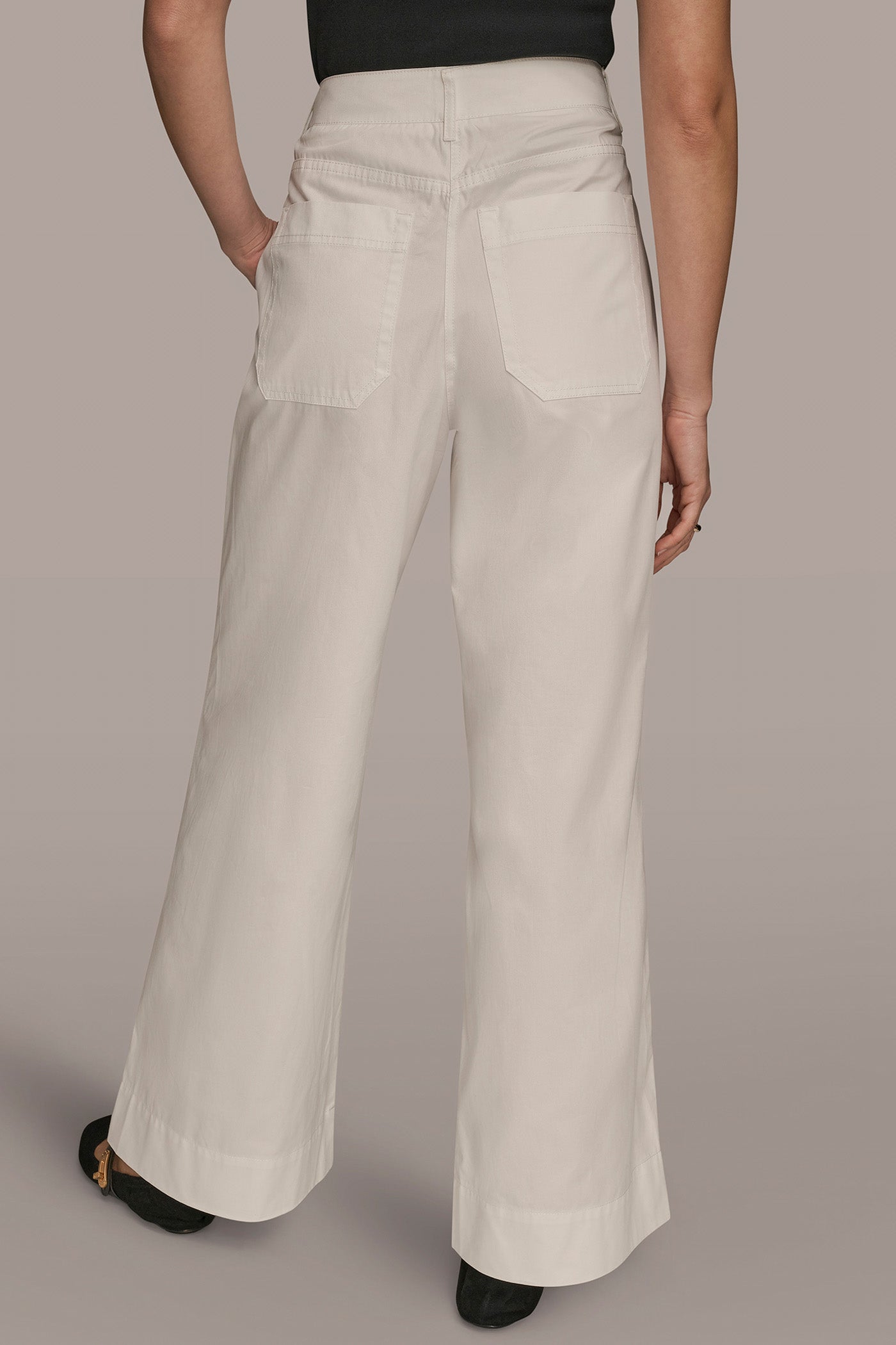 HIGH RISE PINTUCK TROUSER | View 2 HIGH RISE PINTUCK TROUSER | View 2