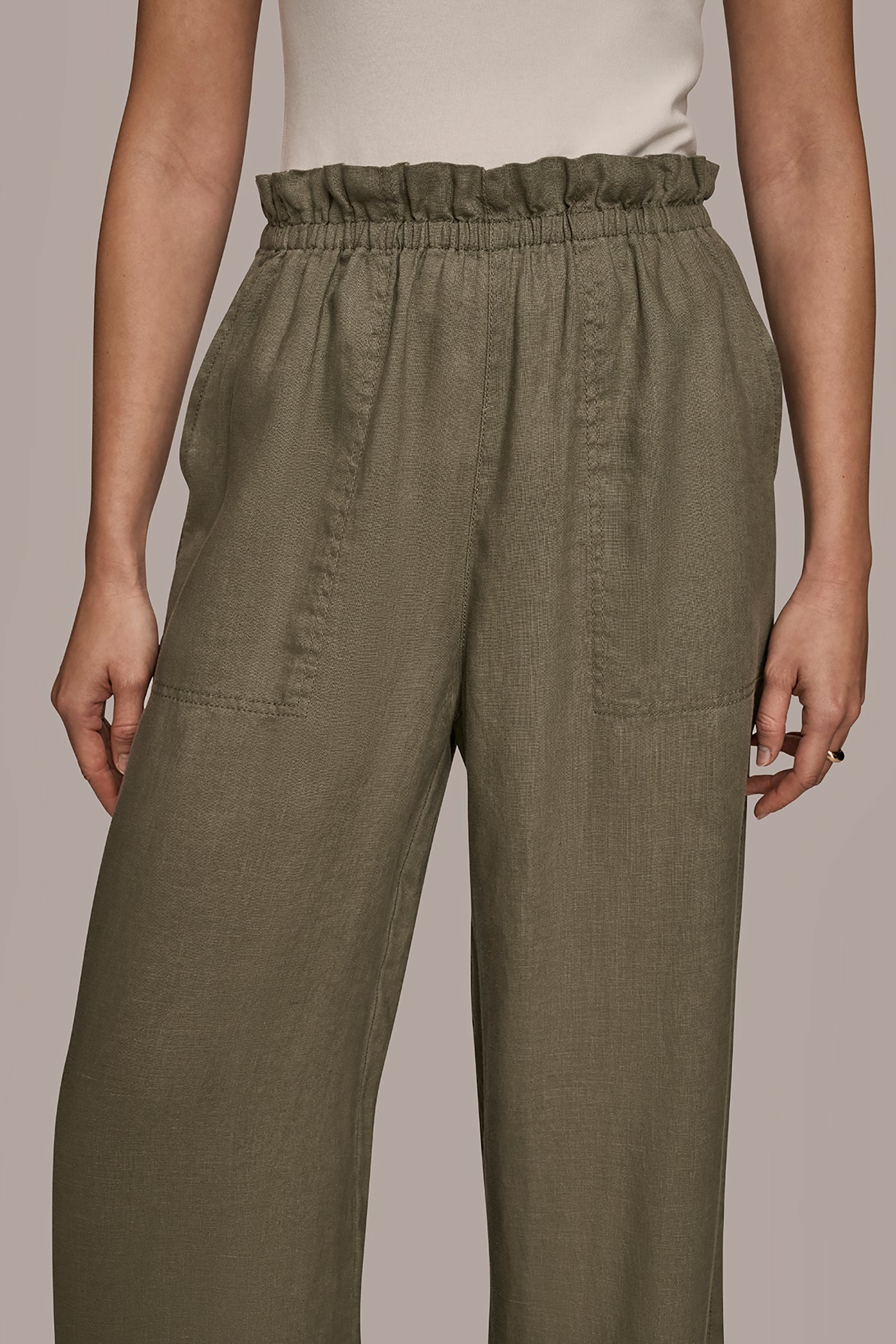 HIGH RISE RELAXED PANT WITH POCKETS VIEW 4 | Pants HIGH RISE RELAXED PANT WITH POCKETS VIEW 4 | Pants