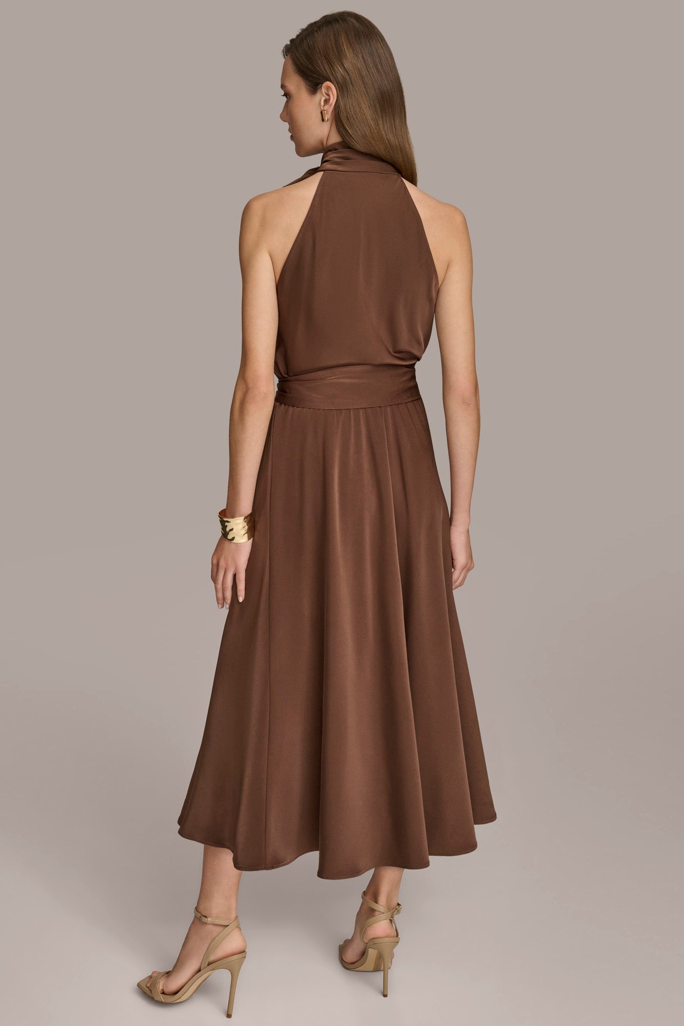 HALTER NECK CORSAGE ALINE | View 2 HALTER NECK CORSAGE ALINE | View 2