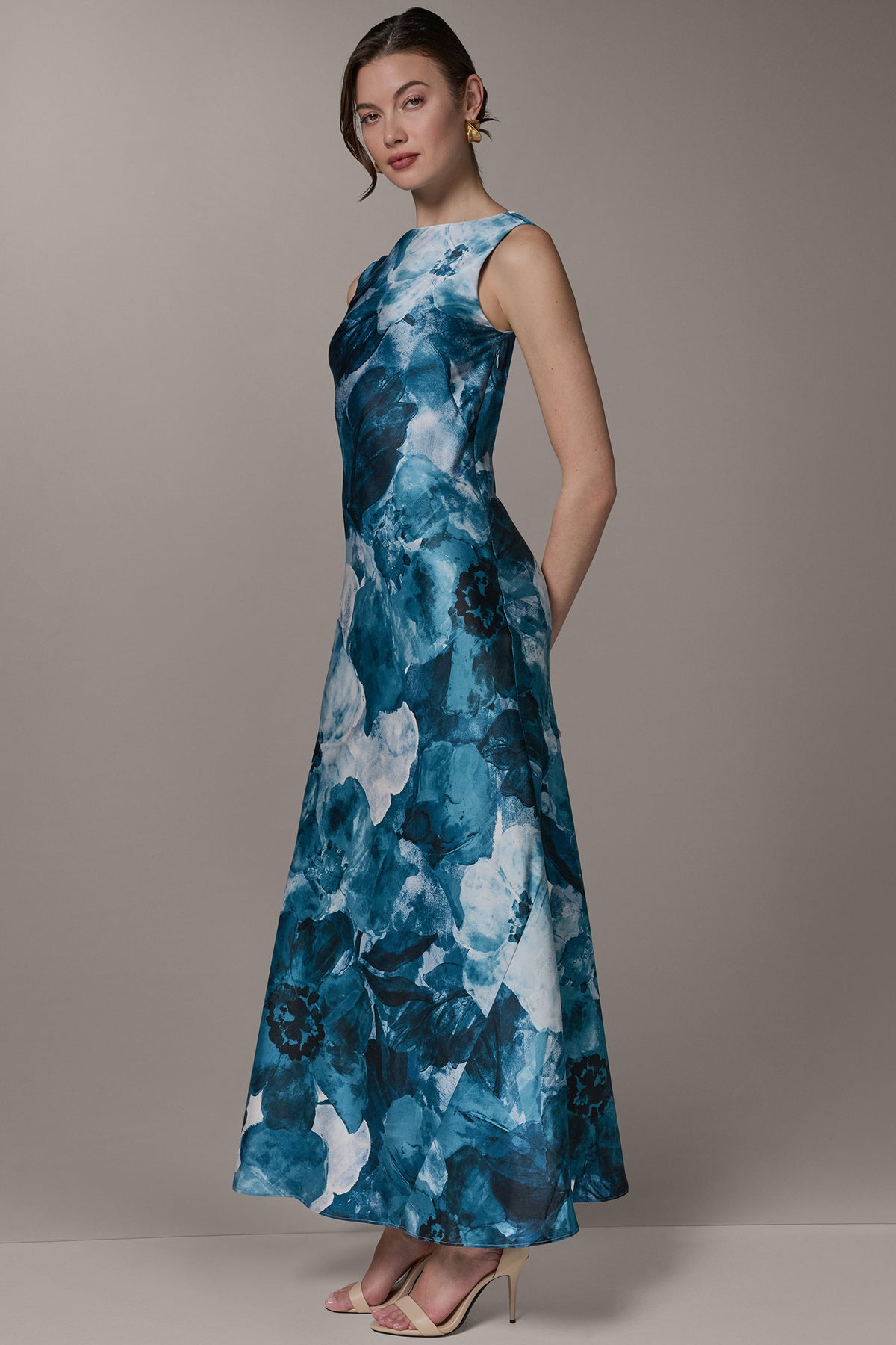 Donna Karan Women's Sleeveless Trumpet Gown Dress in Nightfall Multi Blue, Size 12