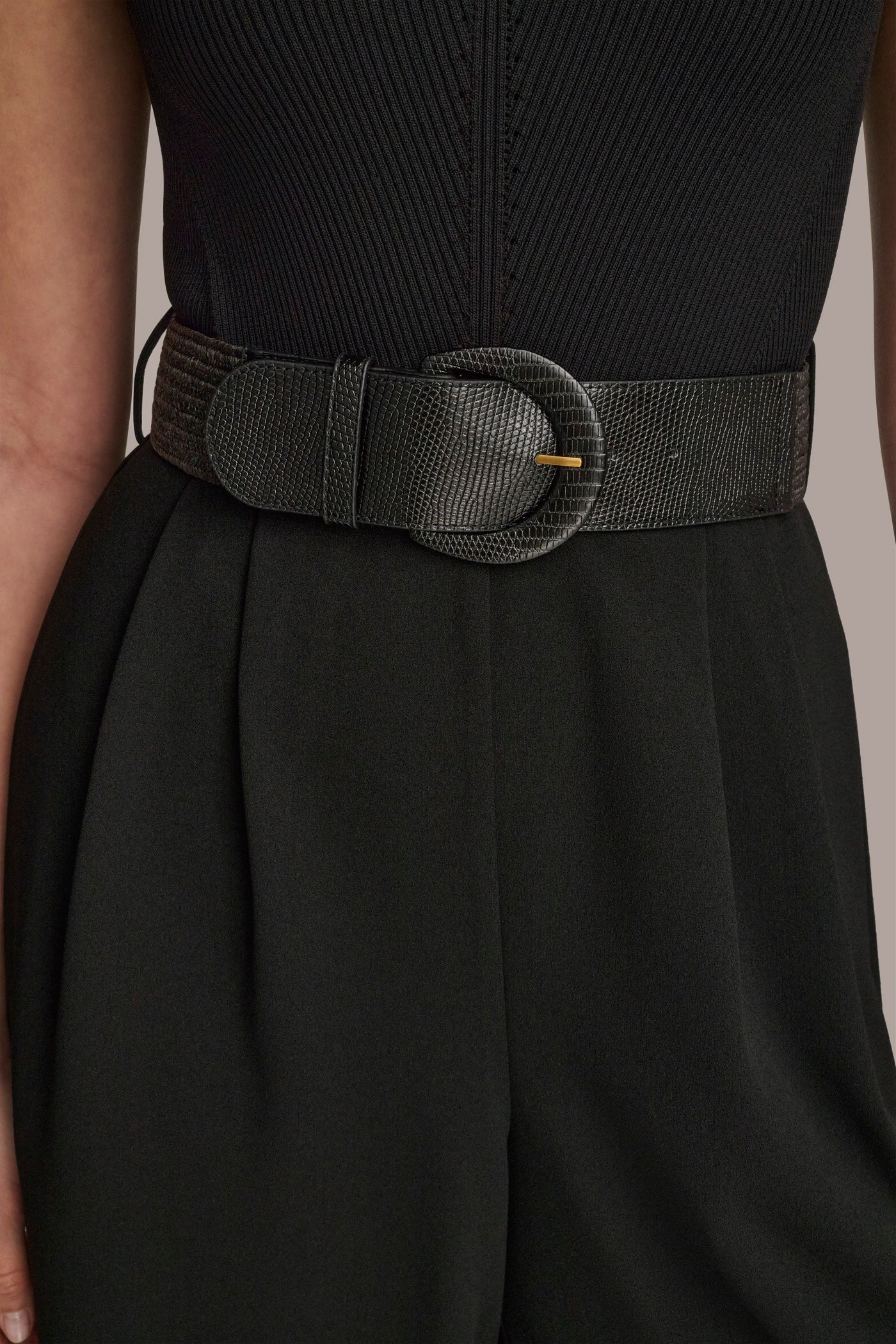 V-NECK WIDE-LEG JUMPSUIT VIEW 5 V-NECK WIDE-LEG JUMPSUIT VIEW 5
