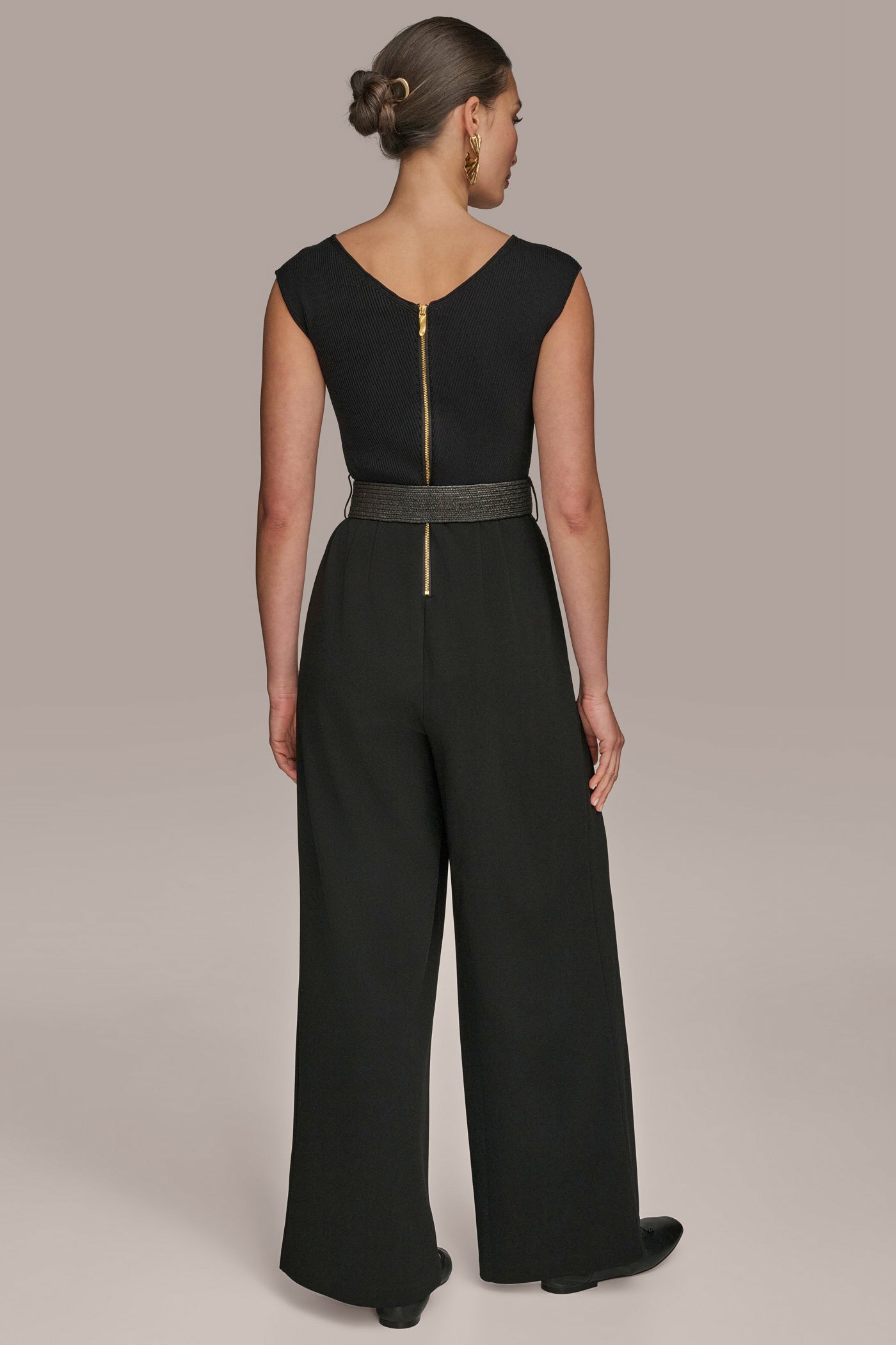 V-NECK WIDE-LEG JUMPSUIT | View 2 | Black Dresses V-NECK WIDE-LEG JUMPSUIT | View 2 | Black Dresses