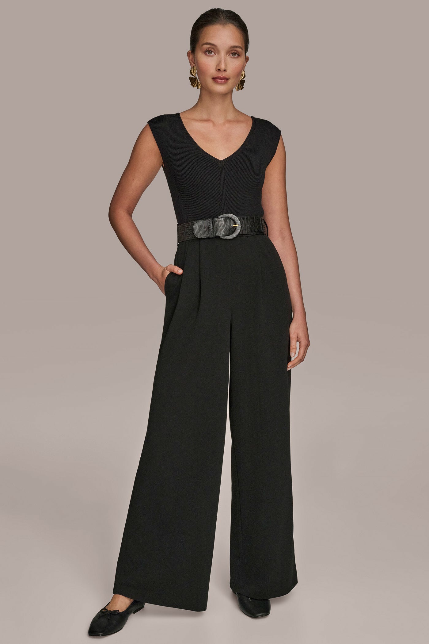 V-NECK WIDE-LEG JUMPSUIT | View 1 | Black Dresses V-NECK WIDE-LEG JUMPSUIT | View 1 | Black Dresses
