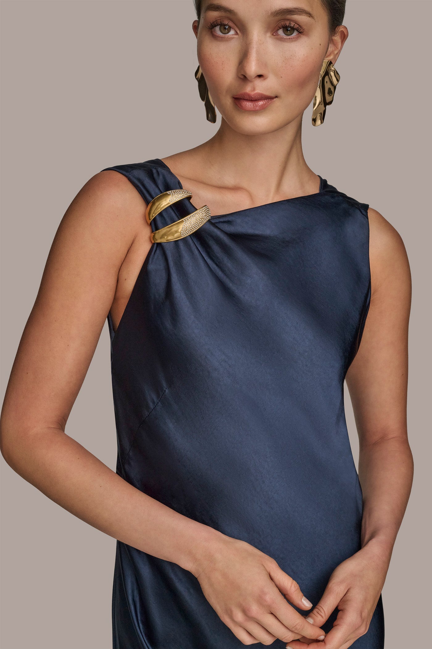 ONE-SHOULDER EMBELLISHED GOWN VIEW 7 | Formal & Black Tie ONE-SHOULDER EMBELLISHED GOWN VIEW 7 | Formal & Black Tie