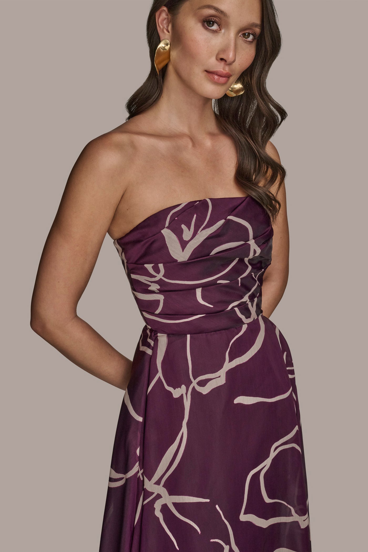 STRAPLESS BALL GOWN VIEW 6 | Clothing STRAPLESS BALL GOWN VIEW 6 | Clothing