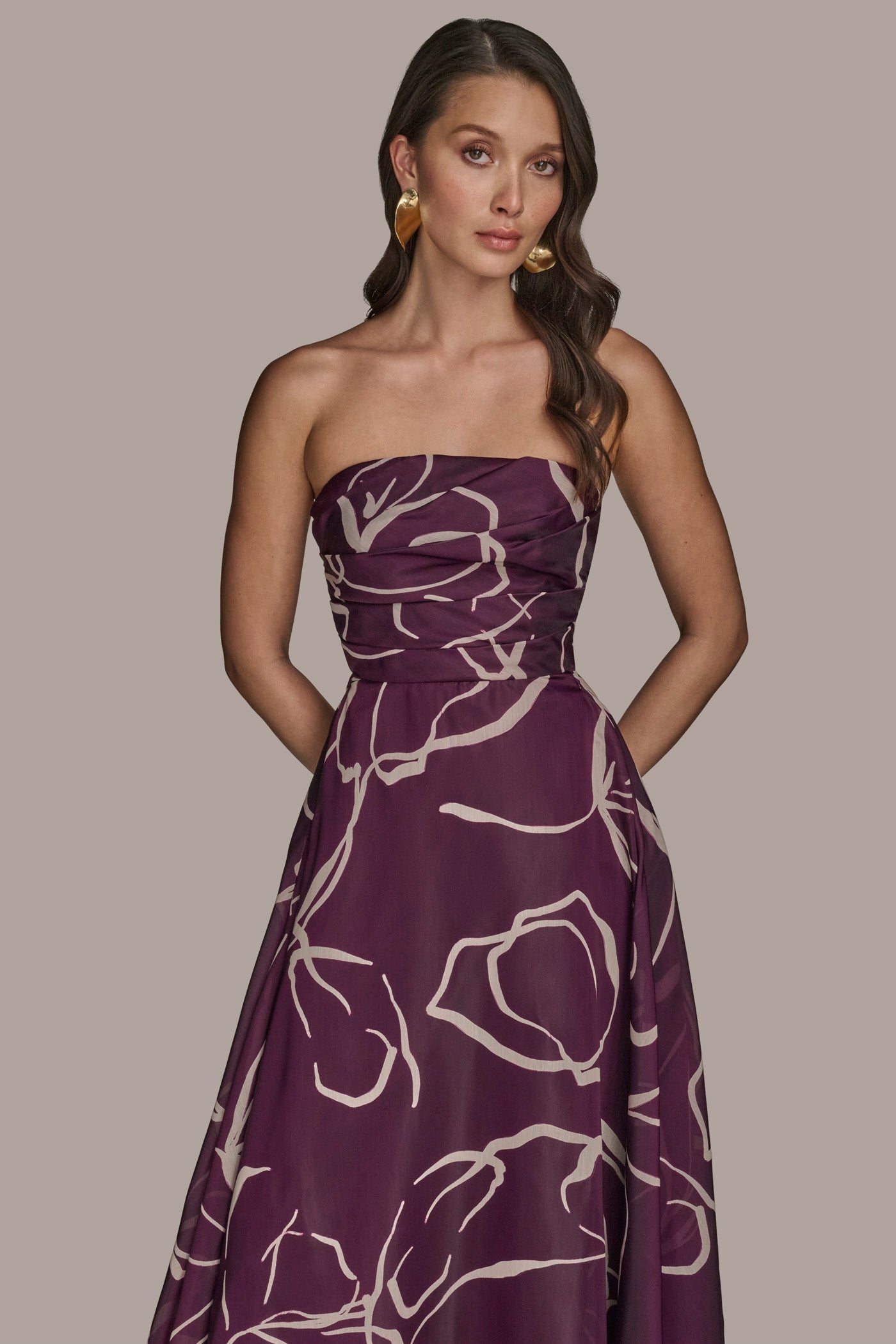 STRAPLESS BALL GOWN VIEW 5 | Clothing STRAPLESS BALL GOWN VIEW 5 | Clothing