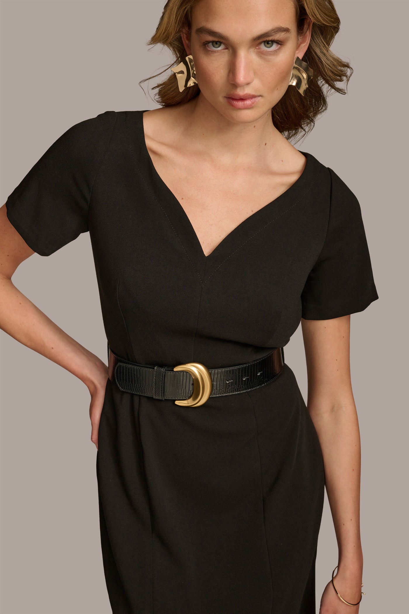 CREPE V-NECK DRESS WITH BELT VIEW 4 CREPE V-NECK DRESS WITH BELT VIEW 4