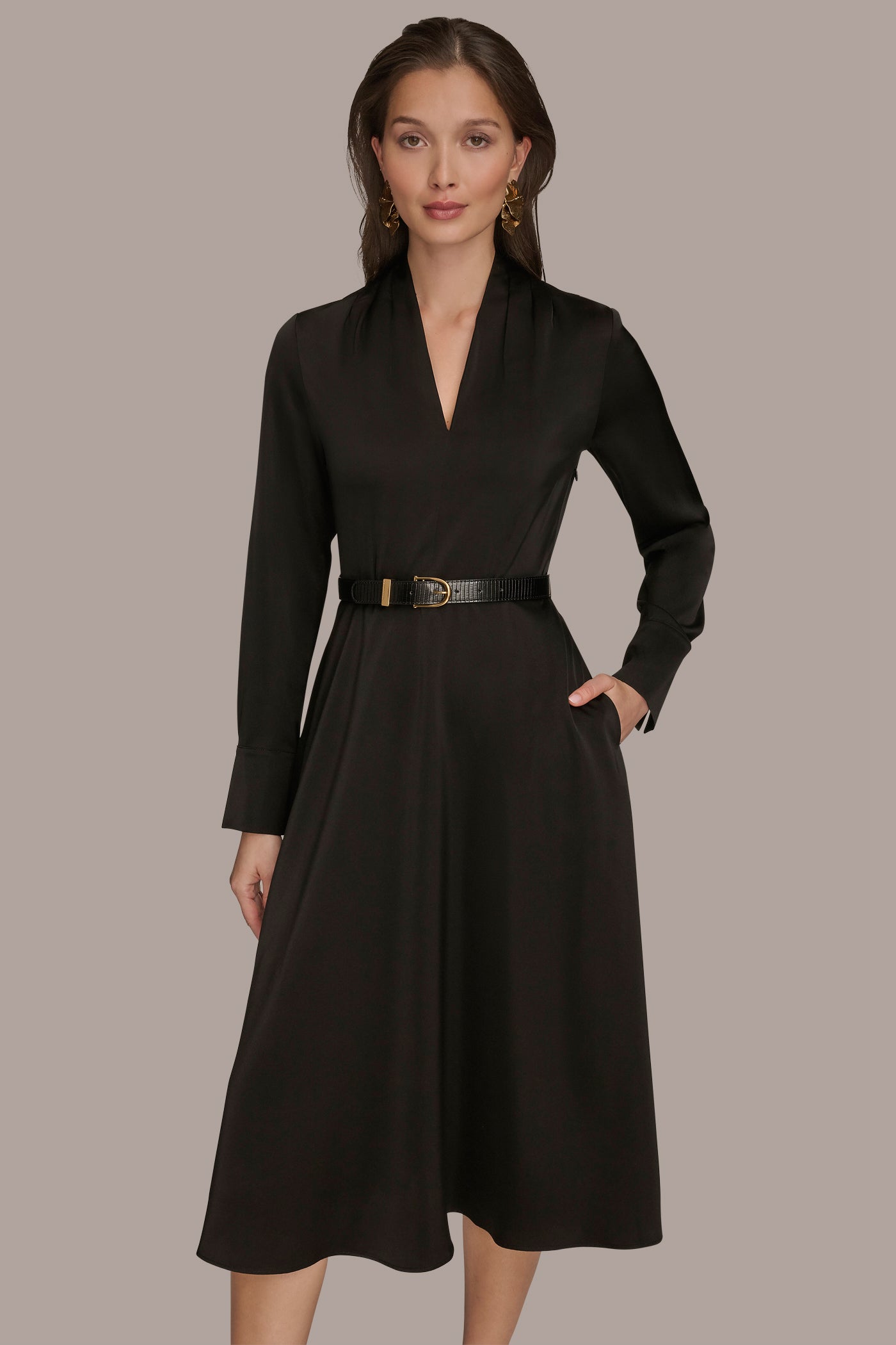 BELTED V-NECK MIDI DRESS VIEW 4 BELTED V-NECK MIDI DRESS VIEW 4