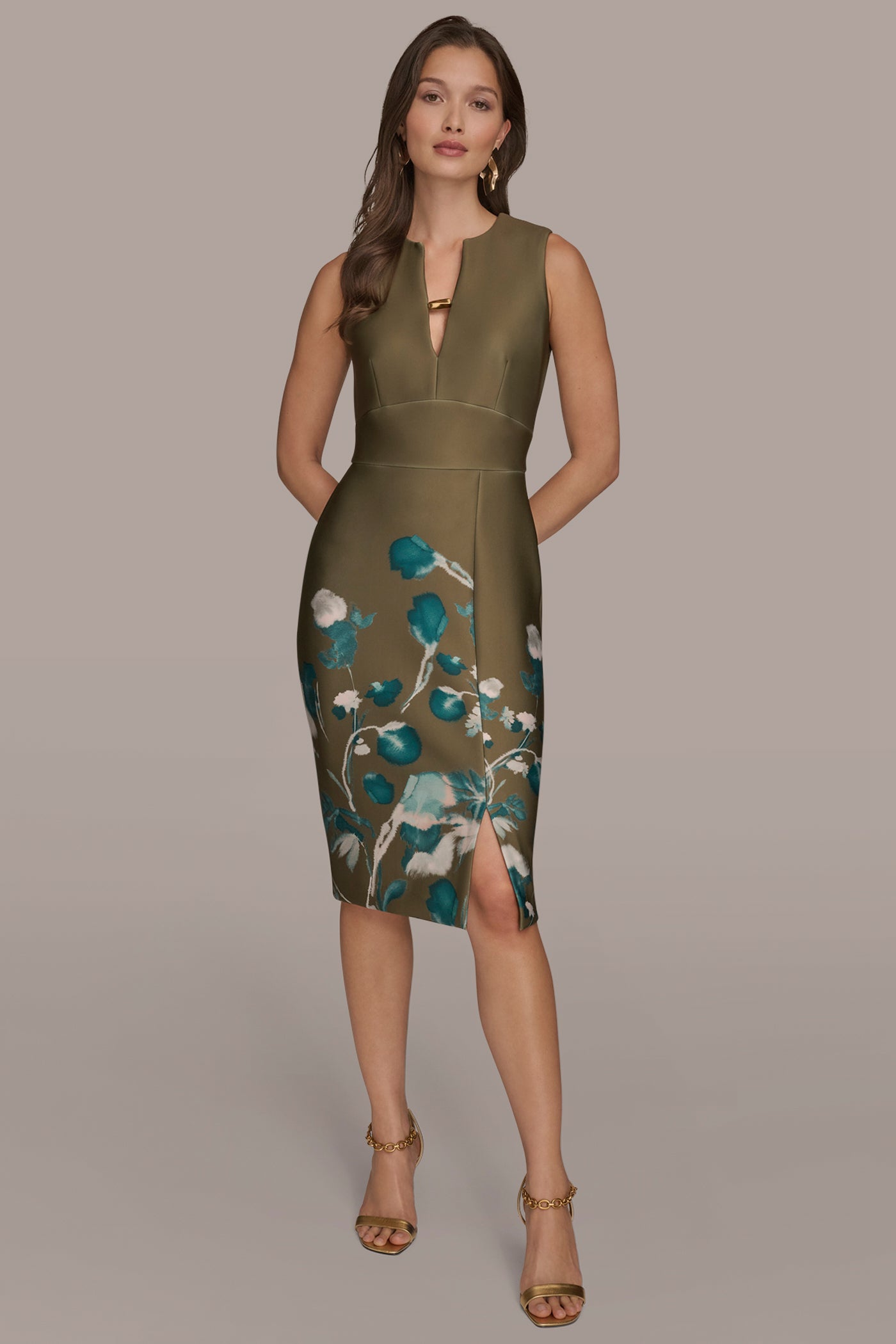 SPLIT V-NECK FLORAL SHEATH DRESS | View 1 | New clothing SPLIT V-NECK FLORAL SHEATH DRESS | View 1 | New clothing
