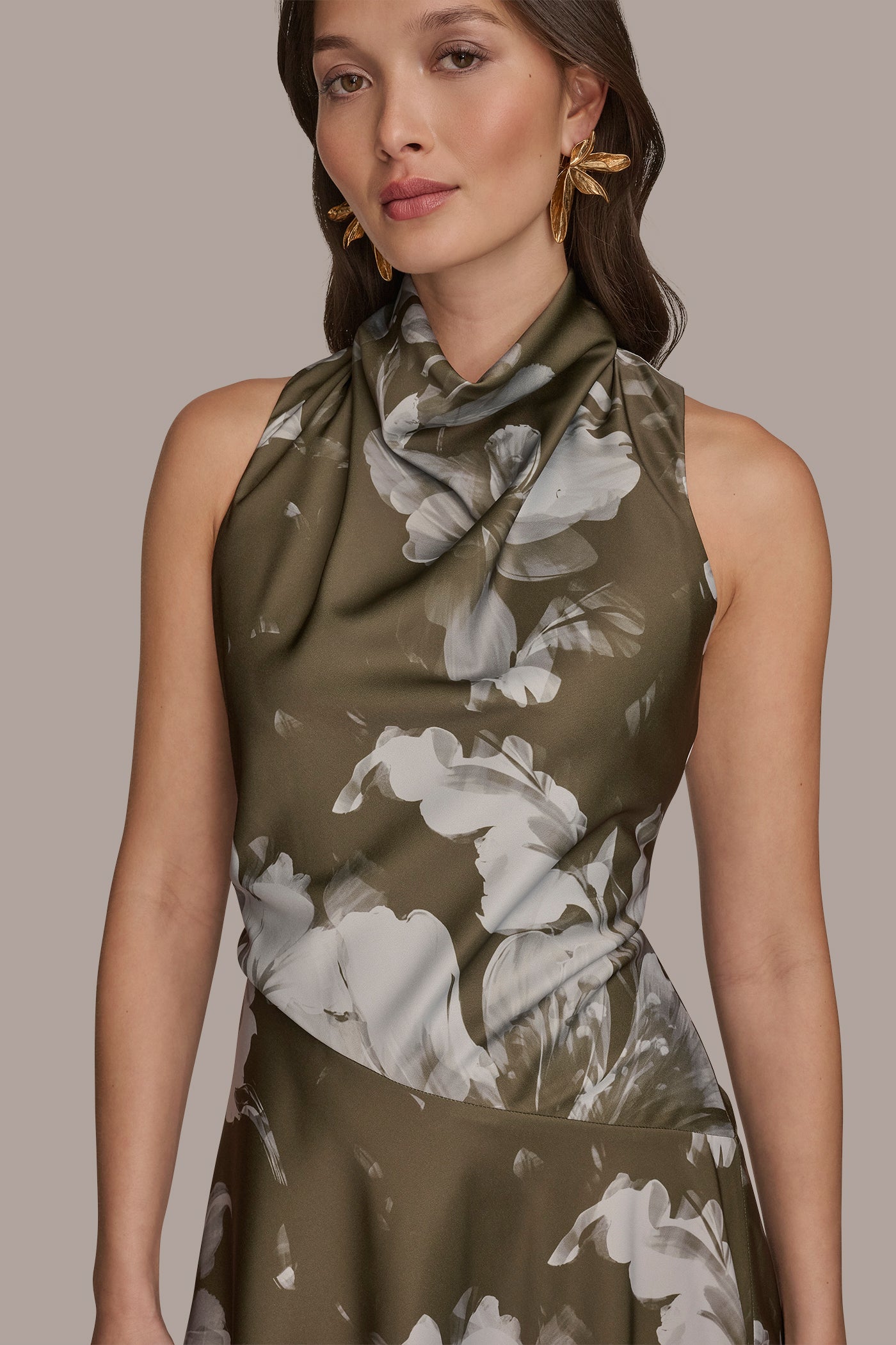 ASYMMETRIC FLORAL MIDI DRESS VIEW 5 ASYMMETRIC FLORAL MIDI DRESS VIEW 5