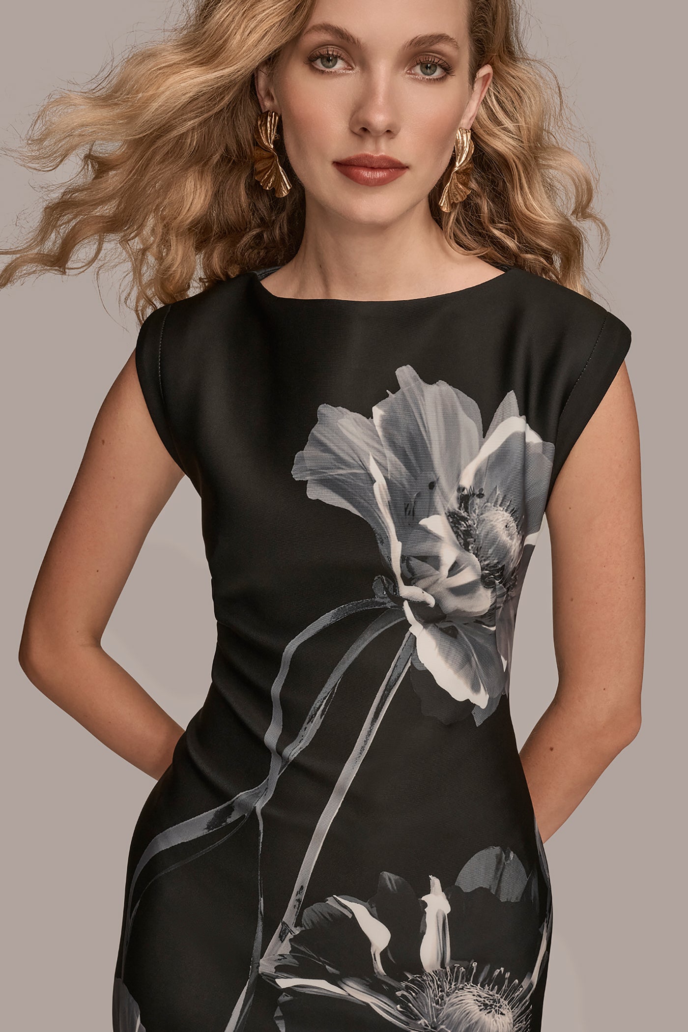 FLORAL SHEATH DRESS VIEW 4 | Black Dresses FLORAL SHEATH DRESS VIEW 4 | Black Dresses