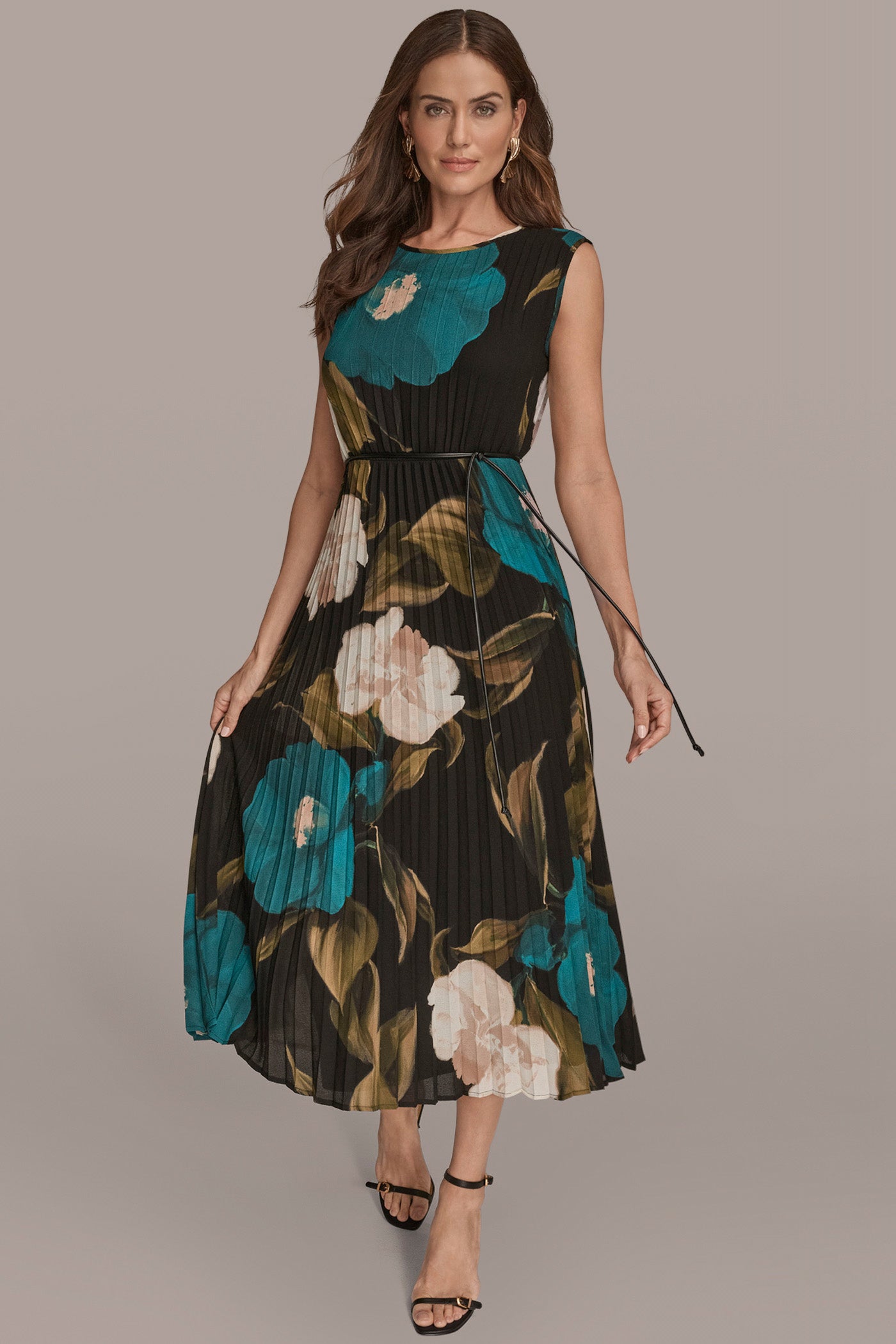 BELTED FLORAL PLEATED MAXI DRESS | View 1 | Fall Collection BELTED FLORAL PLEATED MAXI DRESS | View 1 | Fall Collection