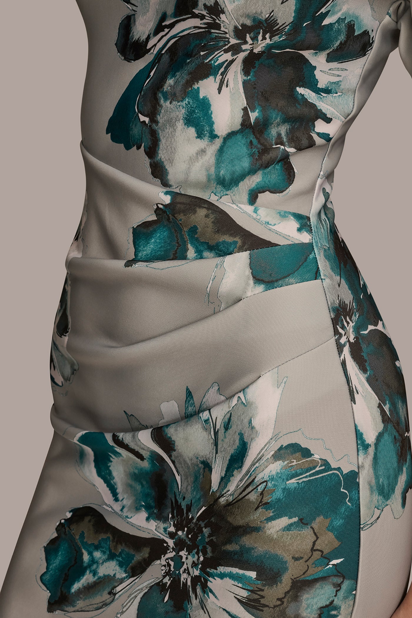 FLORAL MIDI SHEATH DRESS VIEW 5 | Essential Dresses FLORAL MIDI SHEATH DRESS VIEW 5 | Essential Dresses