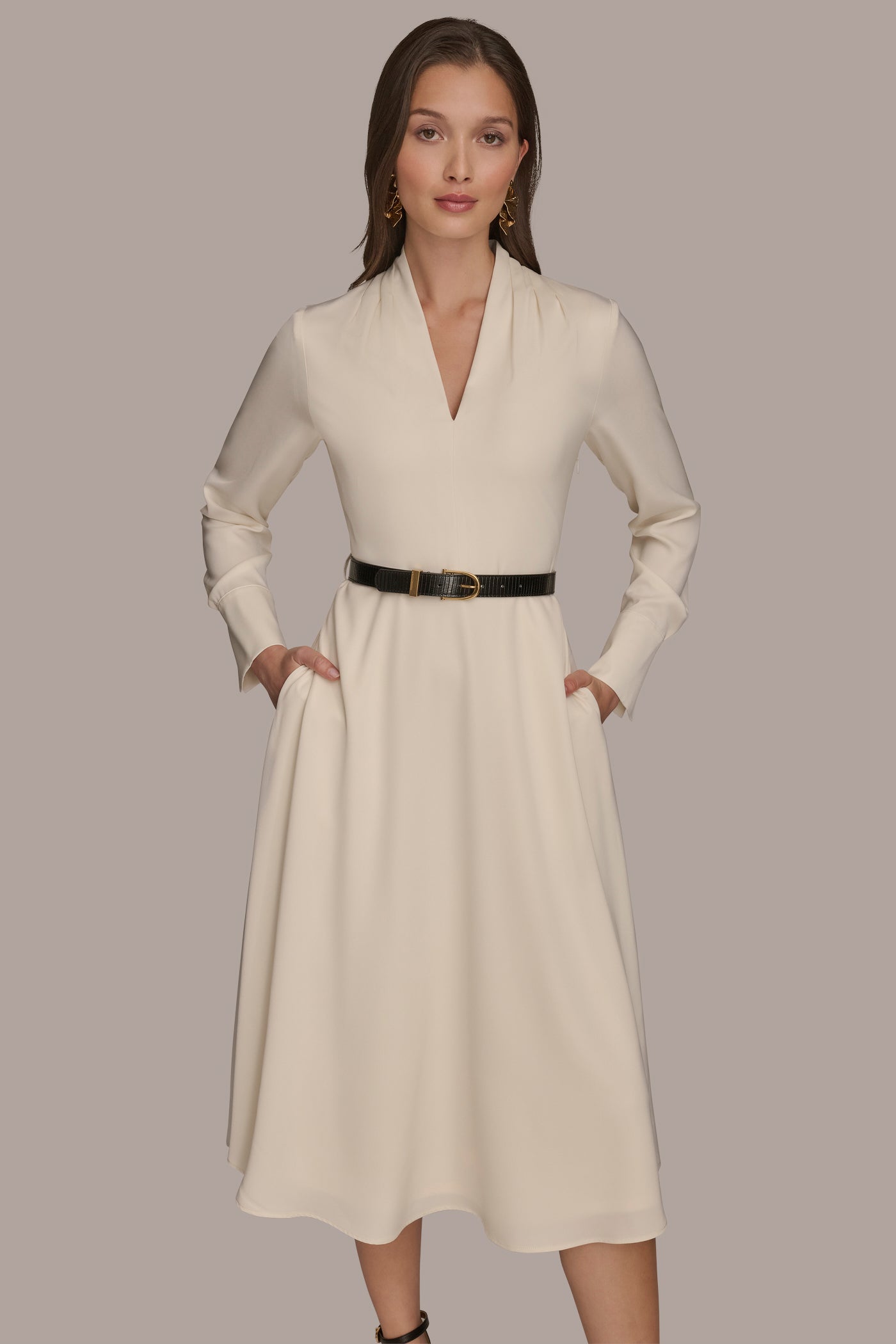 BELTED V-NECK MIDI DRESS VIEW 4 BELTED V-NECK MIDI DRESS VIEW 4