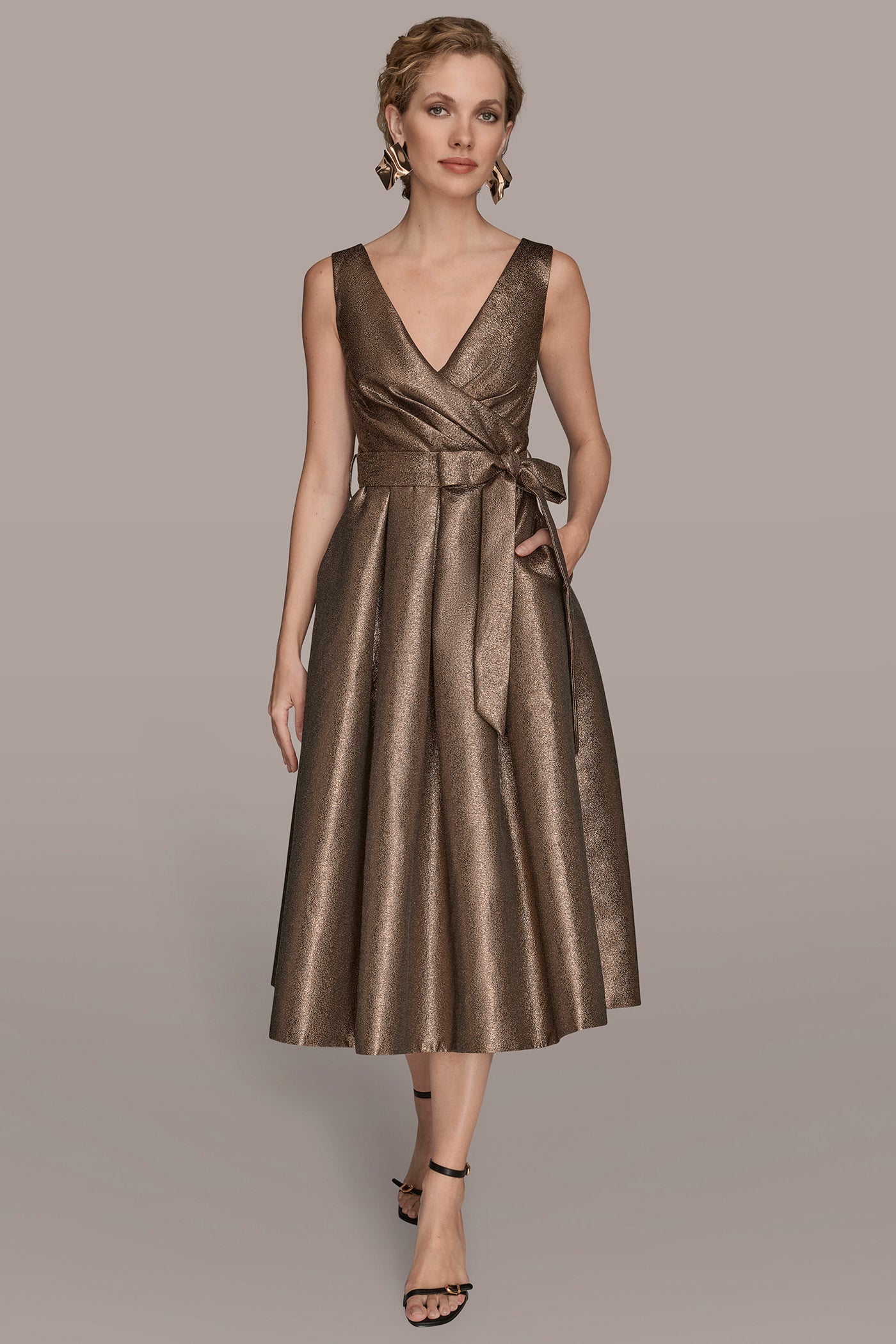 WRAP-EFFECT BROCADE MIDI GOWN | View 1 | Event Dressing WRAP-EFFECT BROCADE MIDI GOWN | View 1 | Event Dressing