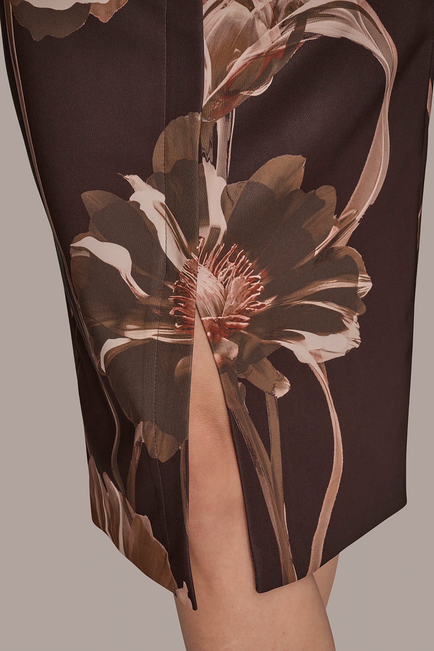 BELTED FLORAL MIDI SHEATH VIEW 8 | Fall Collection BELTED FLORAL MIDI SHEATH VIEW 8 | Fall Collection