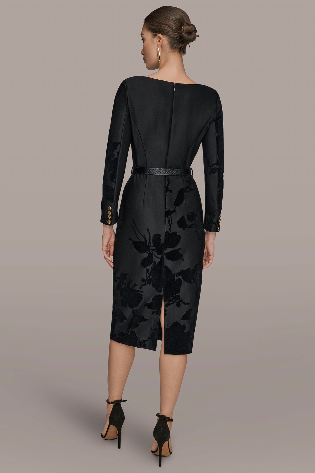 black long sleeve knee length sheath dress Black long sleeve round neck Sheath Dress