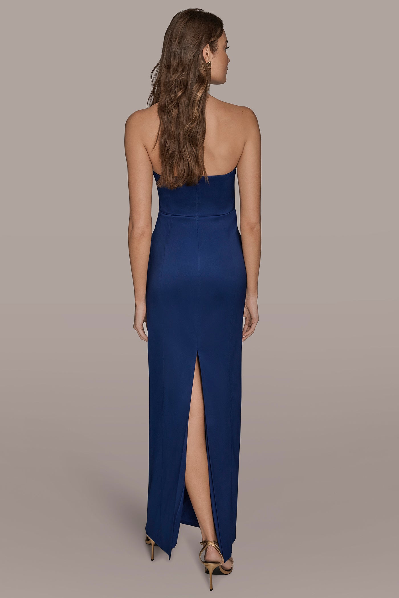 SWEETHEART NECK GOWN | View 2 | Event Dressing SWEETHEART NECK GOWN | View 2 | Event Dressing