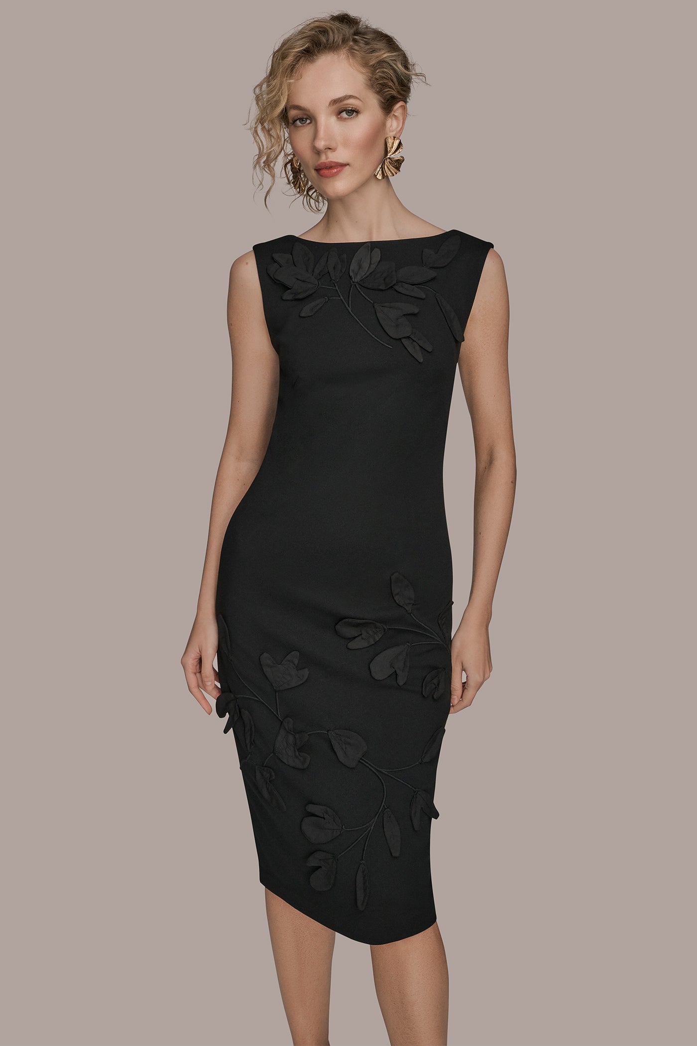 SLEEVELESS 3D FLORAL MIDI SHEATH VIEW 6 | Black Dresses SLEEVELESS 3D FLORAL MIDI SHEATH VIEW 6 | Black Dresses