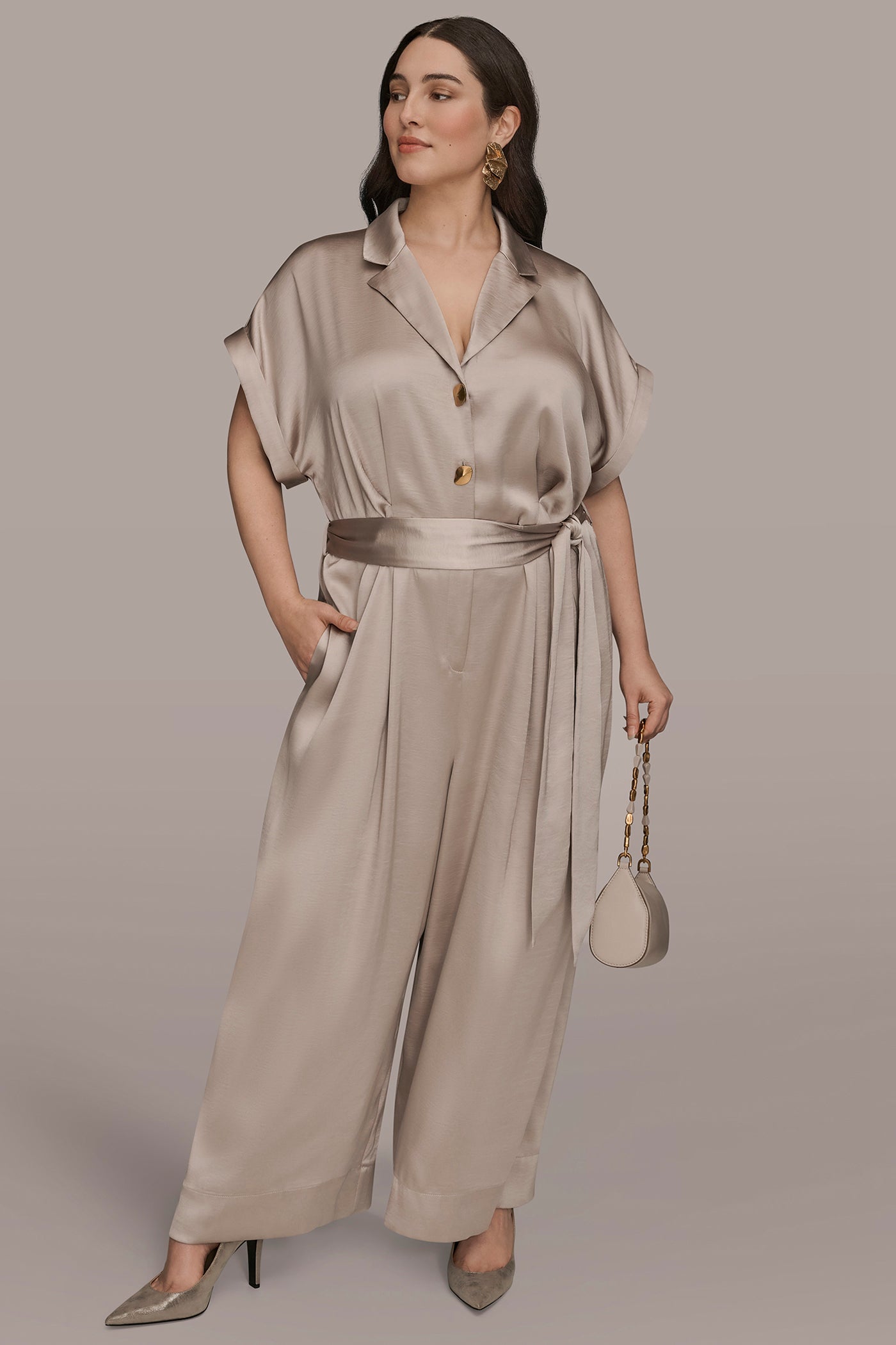 SHORT SLEEVE SATIN JUMPSUIT | View 1 | Office to Evening Dresses SHORT SLEEVE SATIN JUMPSUIT | View 1 | Office to Evening Dresses