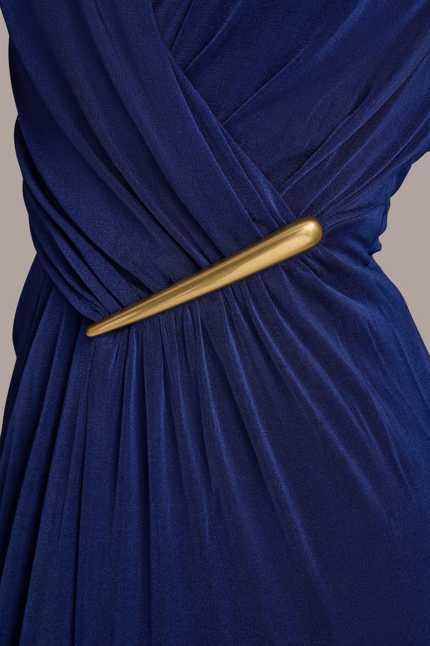 V-NECK GOWN WITH SIDE BAR VIEW 6 | Last Chance V-NECK GOWN WITH SIDE BAR VIEW 6 | Last Chance