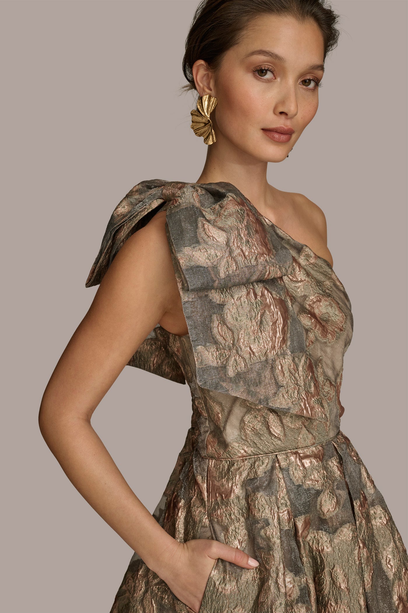 ONE SHOULDER BOW FLORAL BALL GOWN VIEW 8 | Dresses & Jumpsuits ONE SHOULDER BOW FLORAL BALL GOWN VIEW 8 | Dresses & Jumpsuits