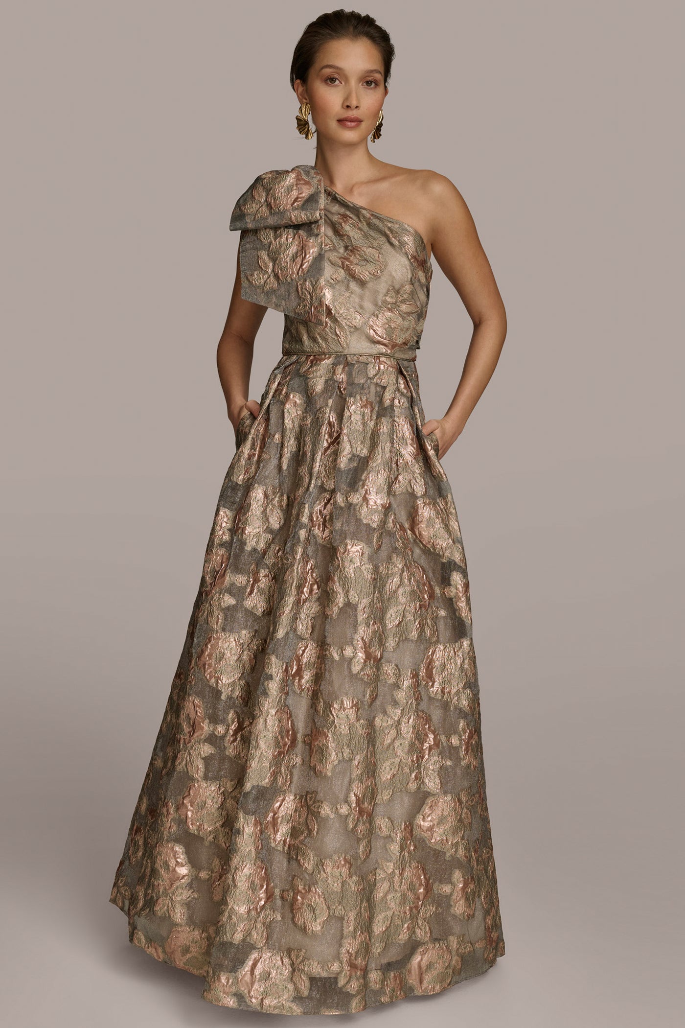 ONE SHOULDER BOW FLORAL BALL GOWN | View 1 | Event Dressing ONE SHOULDER BOW FLORAL BALL GOWN | View 1 | Event Dressing