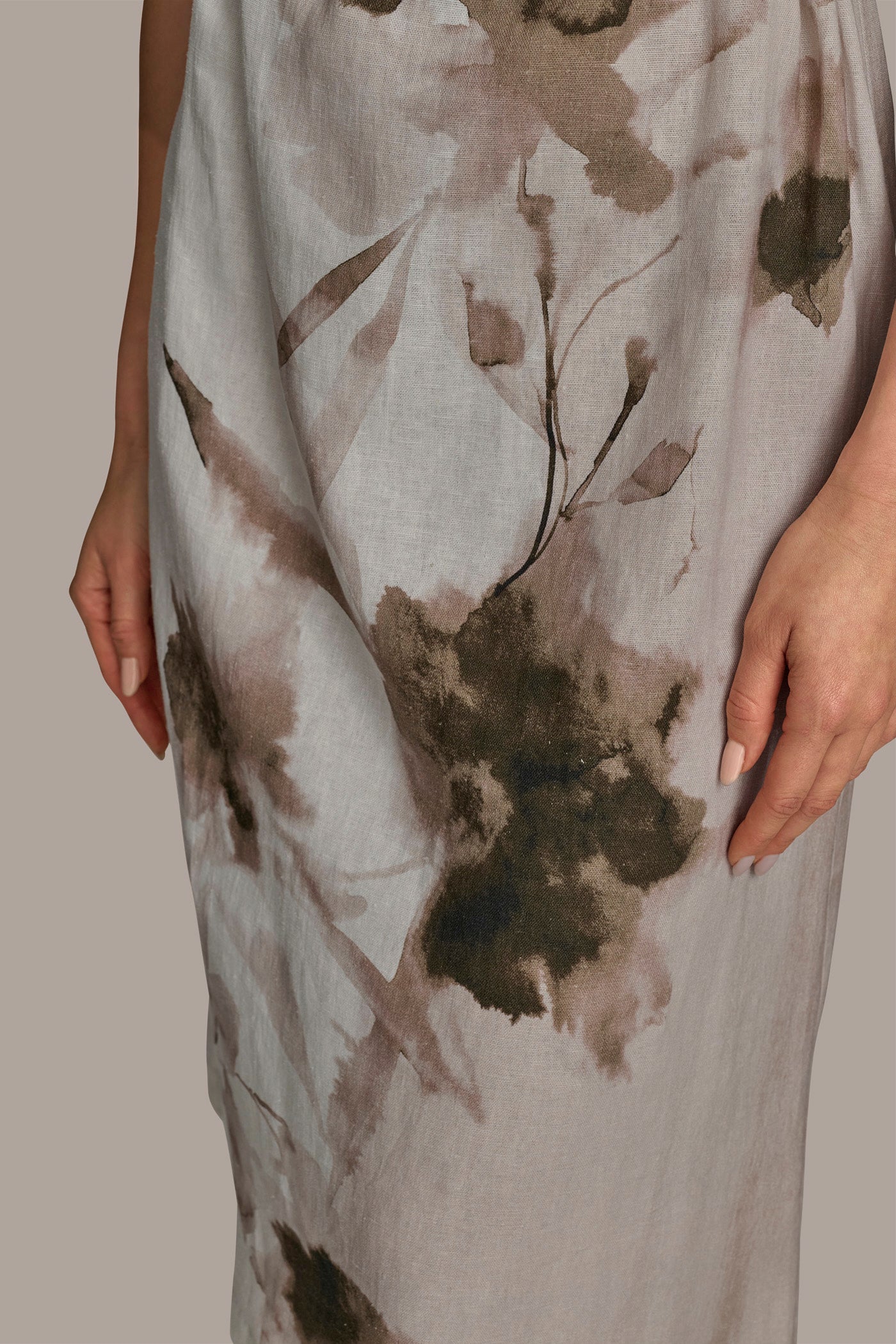 FLORAL MOCK NECK SHIFT DRESS VIEW 5 FLORAL MOCK NECK SHIFT DRESS VIEW 5