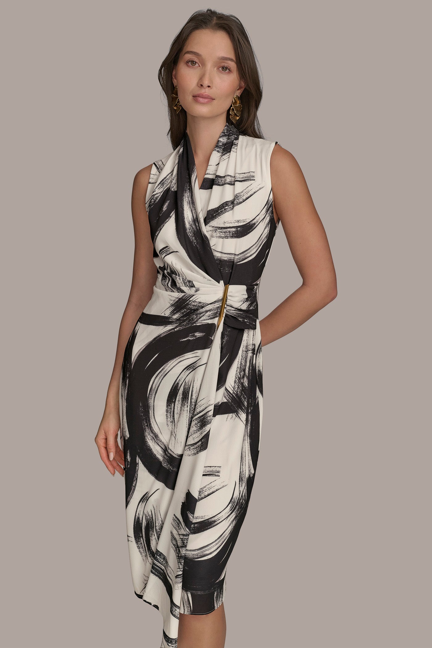 SIDE BAR A LINE DRESS VIEW 4 | Valentine's Day Shop SIDE BAR A LINE DRESS VIEW 4 | Valentine's Day Shop