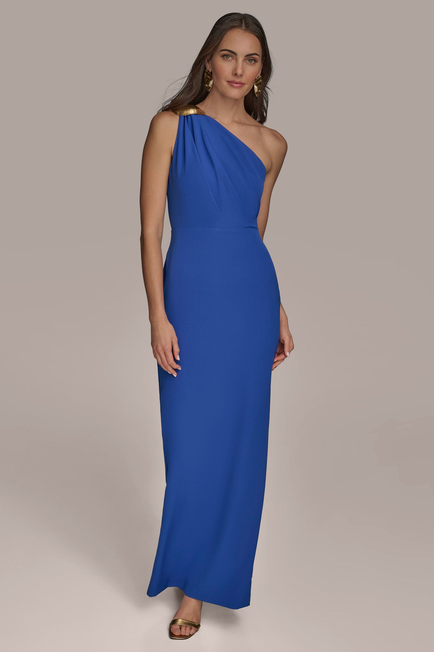 ONE SHOULDER GOWN | View 1 | Ball Gowns ONE SHOULDER GOWN | View 1 | Ball Gowns