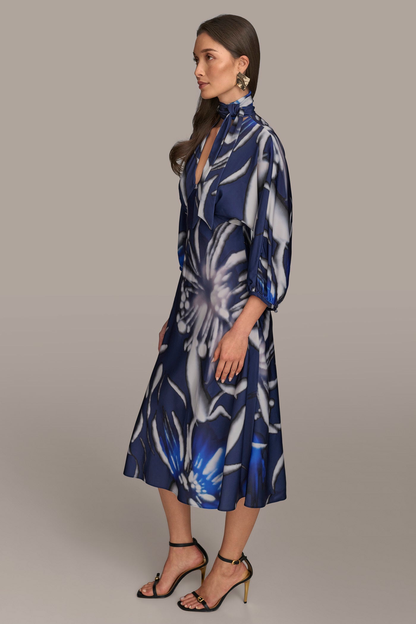 TIE NECK A LINE DRESS VIEW 3 TIE NECK A LINE DRESS VIEW 3