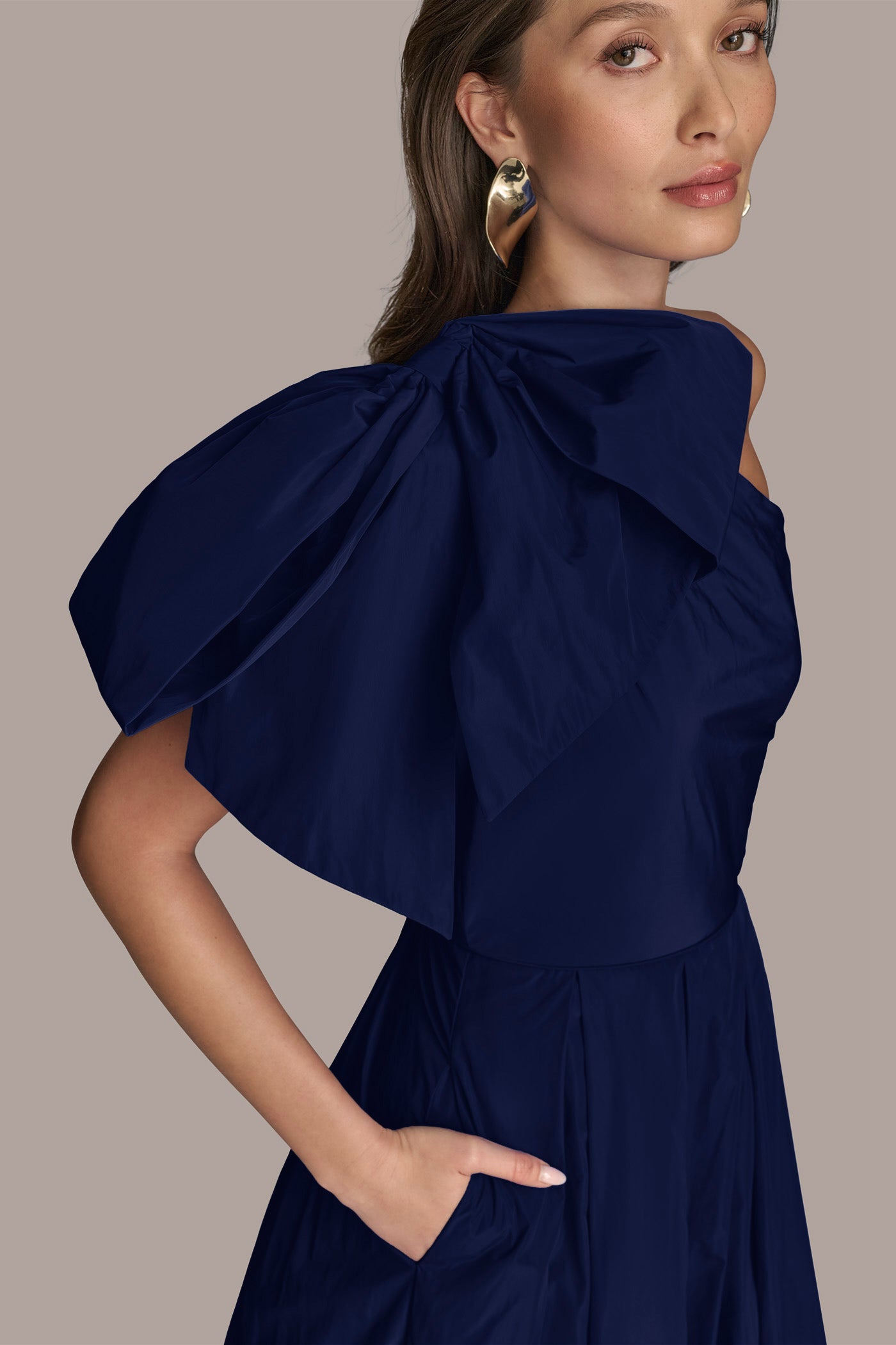 ONE-SHOULDER BOW-EMBELLISHED BALL GOWN VIEW 6 | Formal & Black Tie ONE-SHOULDER BOW-EMBELLISHED BALL GOWN VIEW 6 | Formal & Black Tie