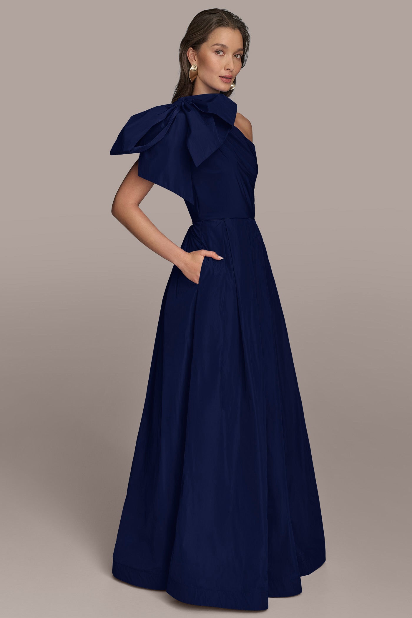 ONE-SHOULDER BOW-EMBELLISHED BALL GOWN VIEW 3 | Formal & Black Tie ONE-SHOULDER BOW-EMBELLISHED BALL GOWN VIEW 3 | Formal & Black Tie